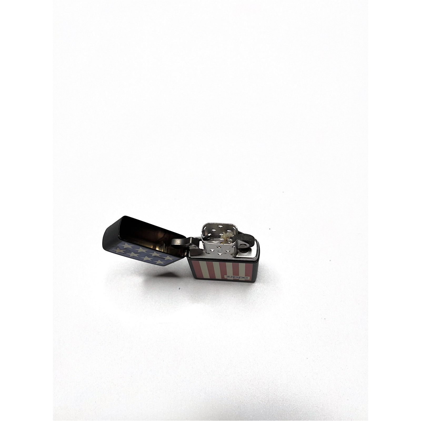 Zippo VINTAGE ZIPPO LIGHTER - Stars & Stripes American Flag - 199 Size ONE SIZE - 11 Thumbnail
