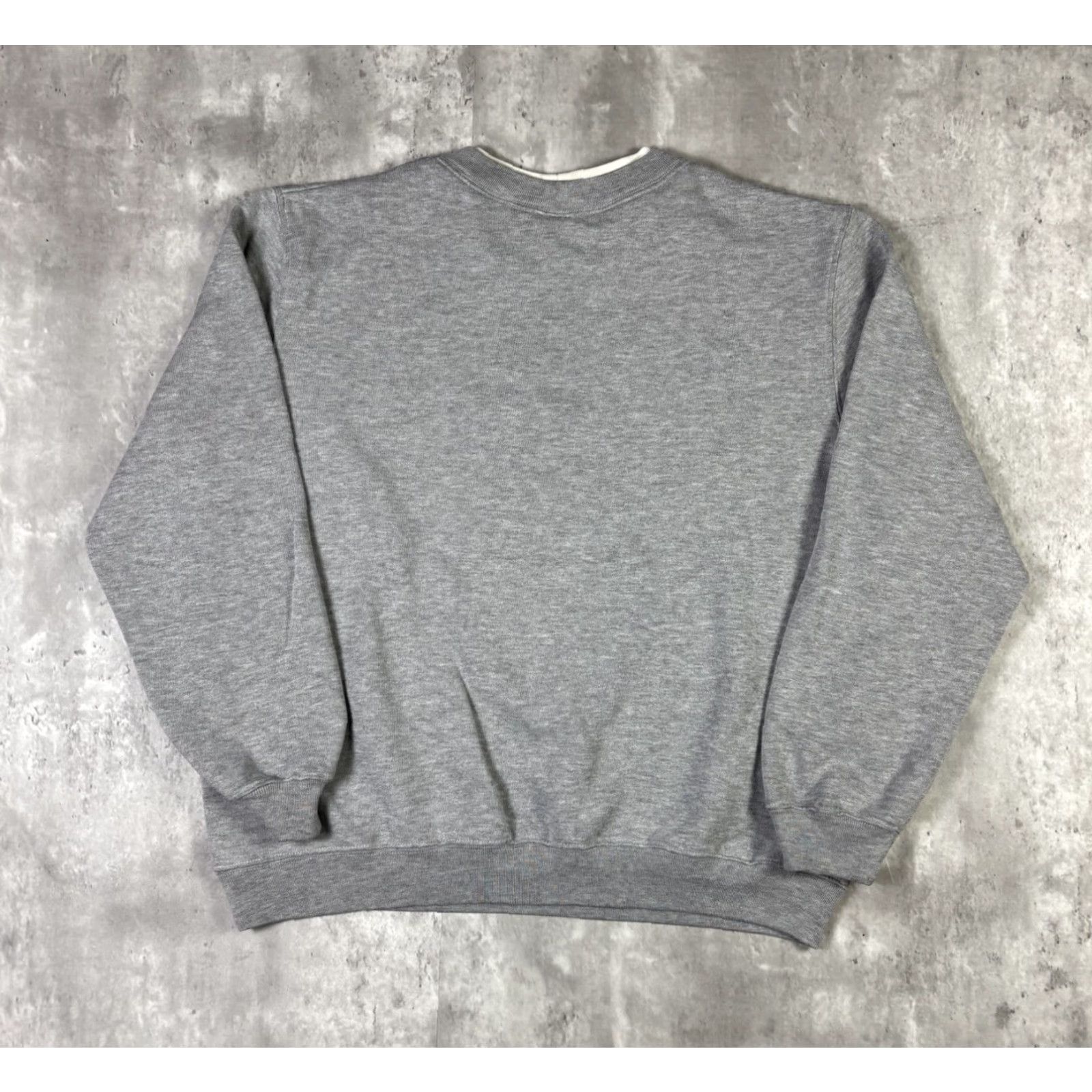 Vintage VINTAGE Sweatshirt Flower Embroidered Gray Pullover Nature 90s M Mens Size US M / EU 48-50 / 2 - 2 Thumbnail
