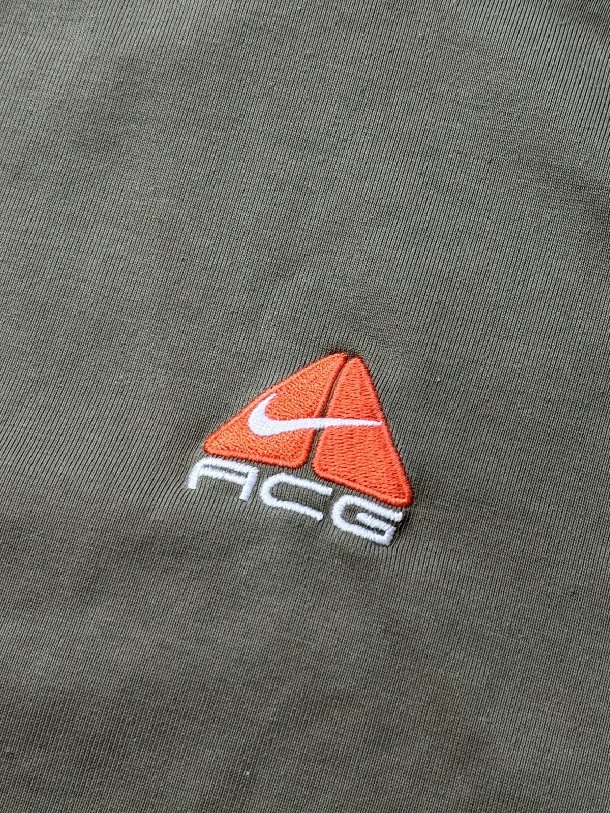 Nike NIKE ACG 2000s KHAKI LONG SLEEVE Size US M / EU 48-50 / 2 - 2 Thumbnail