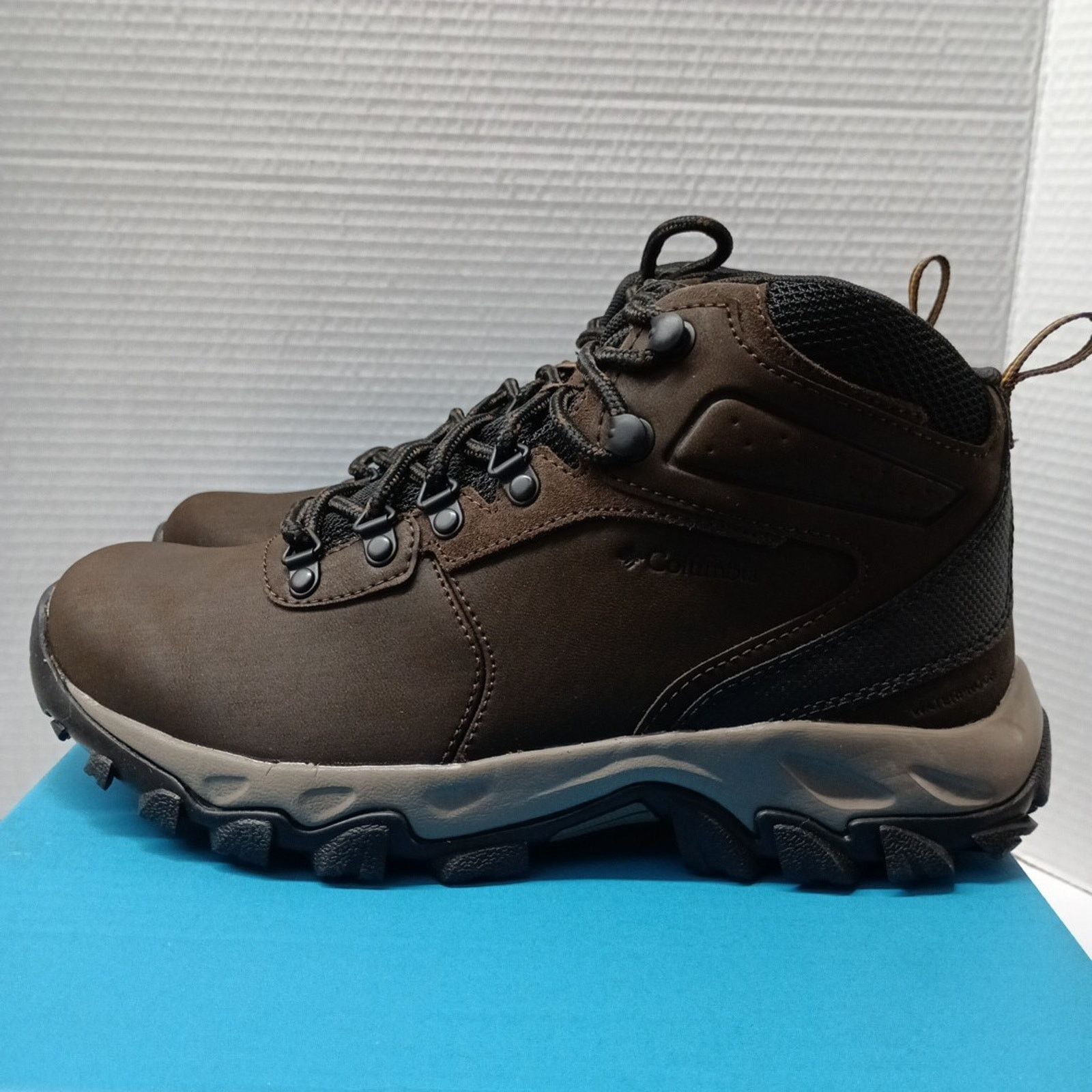 Columbia Columbia Newton Ridge Plus II Waterproof Boots Men's Size 7 Size US 7 / EU 40 - 4 Thumbnail