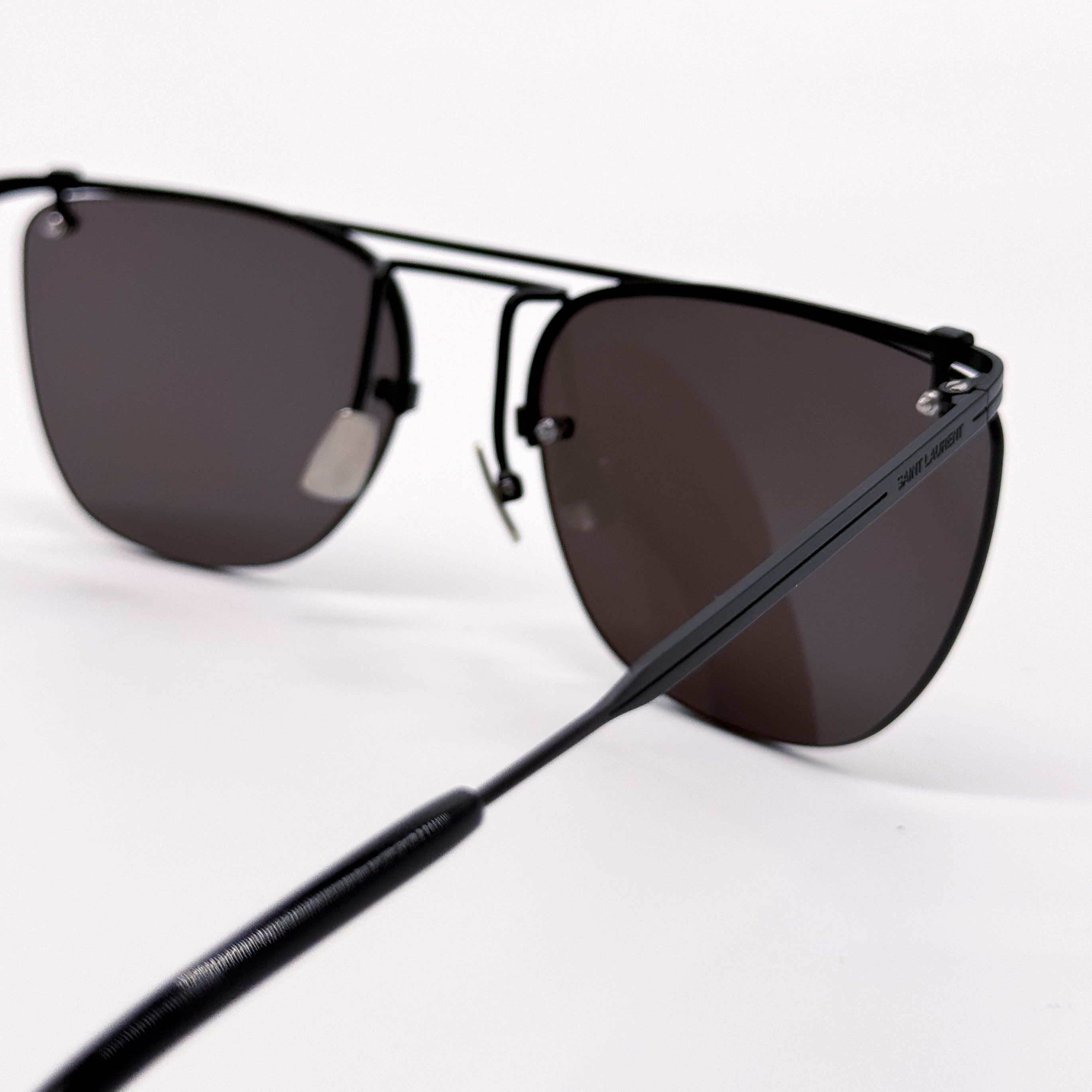 Yves Saint Laurent NEW SAINT LAURENT SL 600 001 UNISEX BLACK SUNGLASSES Size ONE SIZE - 6 Thumbnail