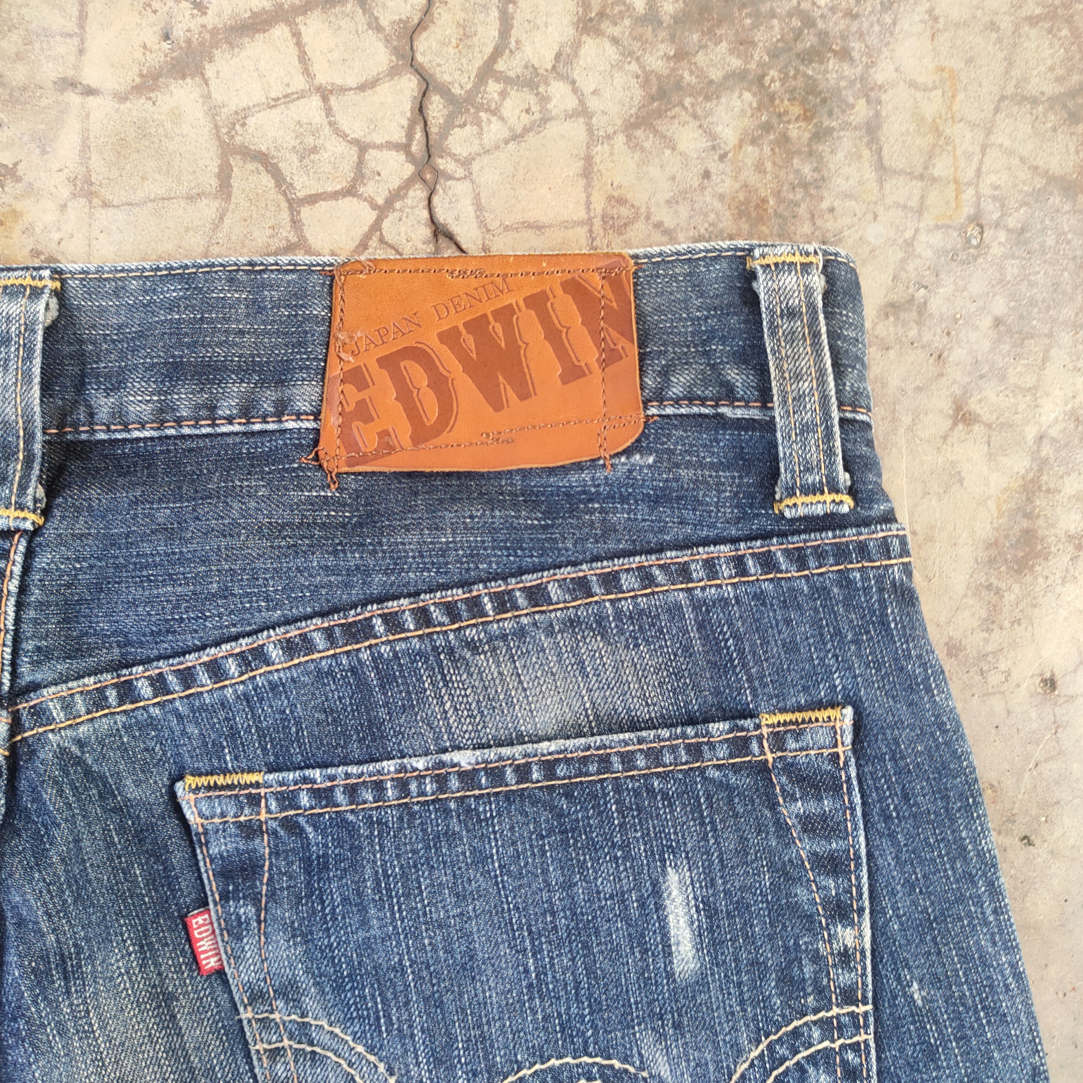 Edwin W32 VINTAGE EDWIN FADED DISTRESSED RIPPED JEANS PANTS Size US 32 / EU 48 - 9 Thumbnail