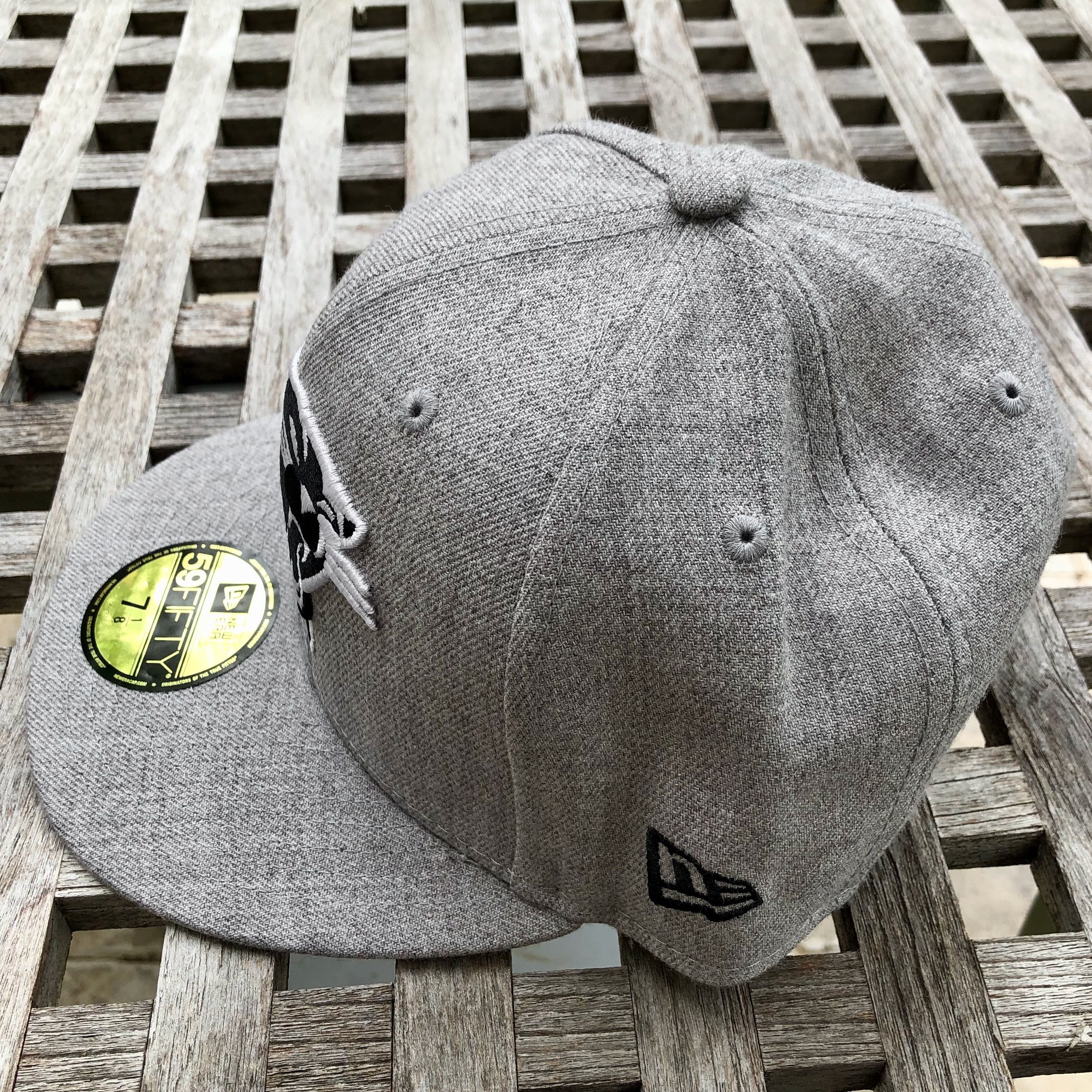 New Era Carolina Panthers Logo NFL 59FIFTY Heather Gray Hat 7 1/8 Size ONE SIZE - 2 Thumbnail