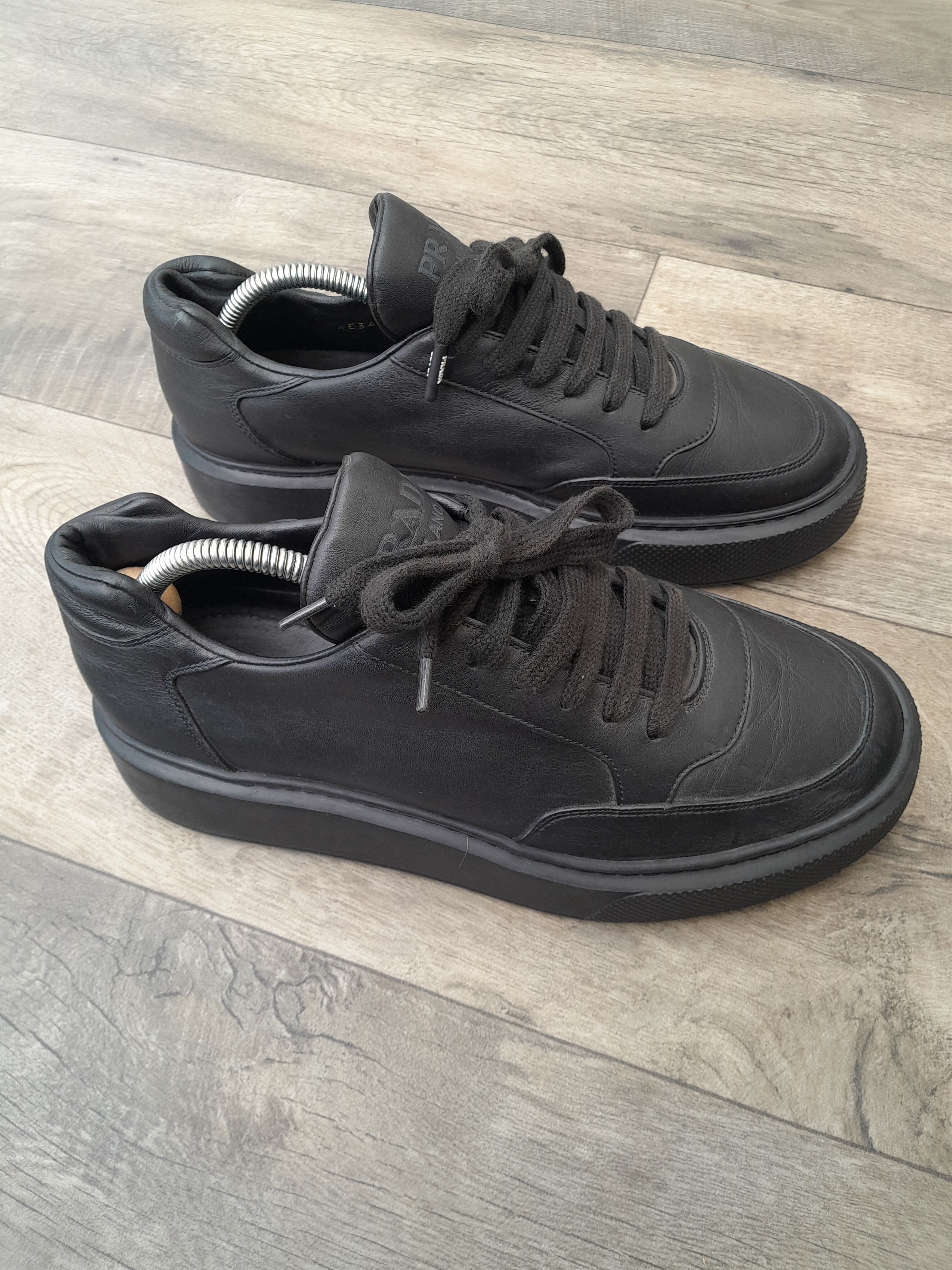 Prada Prada Street Eighty Low sneakers in black. Size US 7.5 / EU 40-41 - 2 Thumbnail
