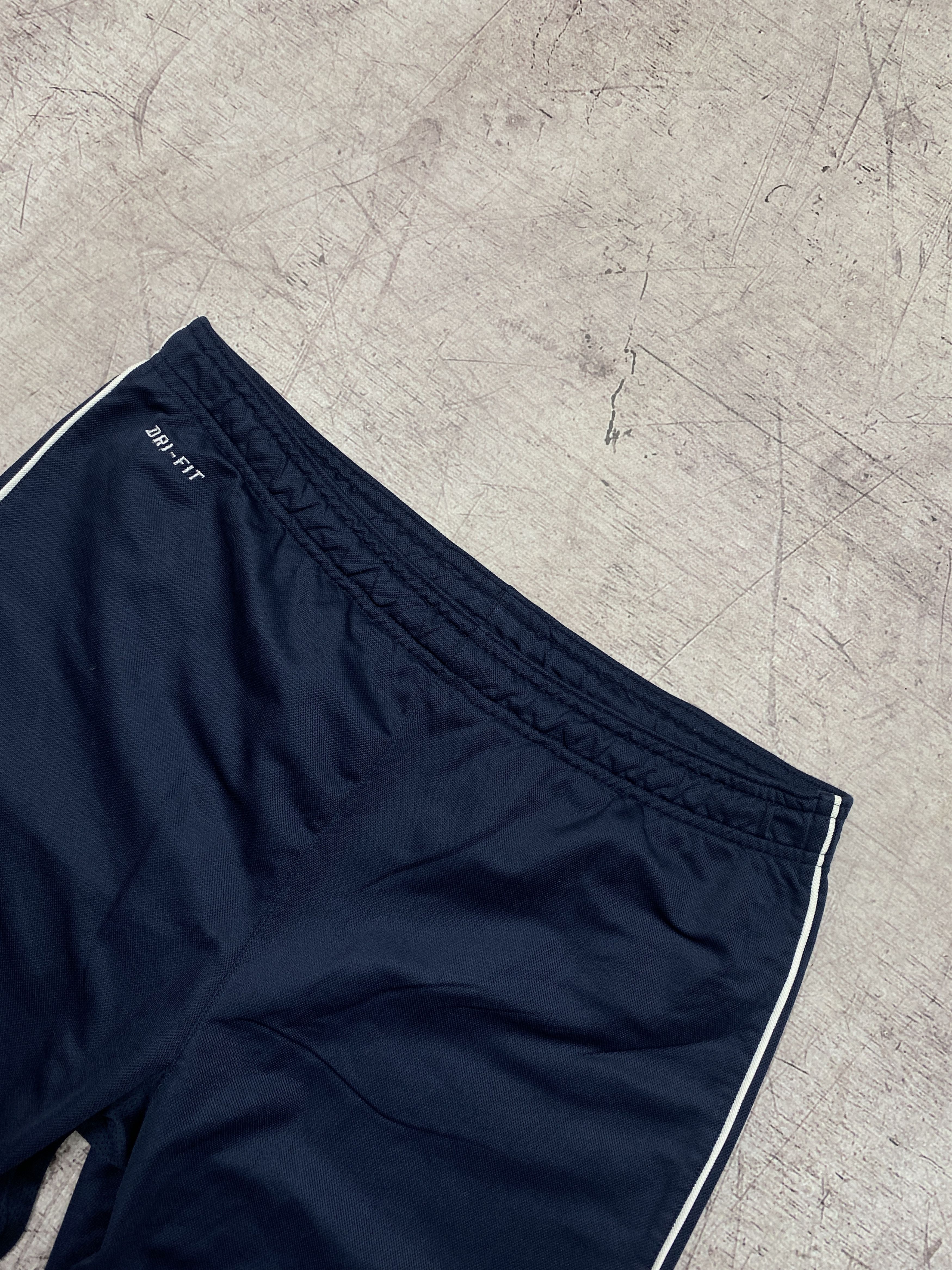 Nike Nike Dri Fit Mens Shorts Size US 30 / EU 46 - 2 Thumbnail