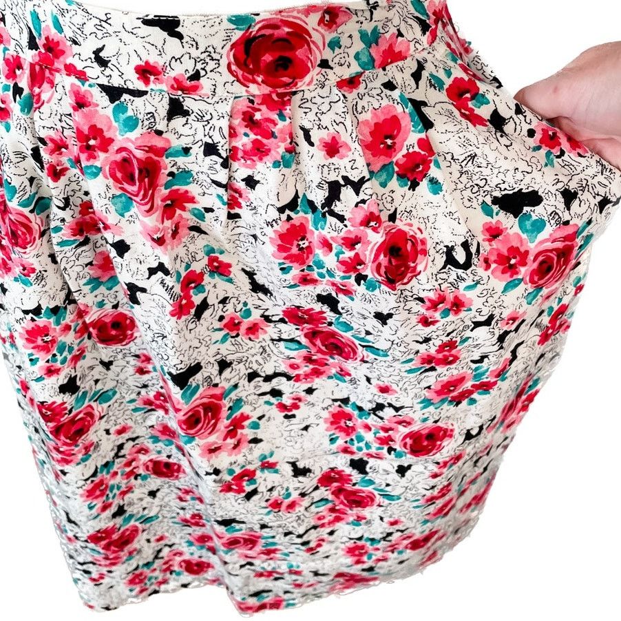 Vintage Vintage coquette floral pleated skirt pockets size XS / SP Size 27" / US 4 / IT 40 - 2 Thumbnail