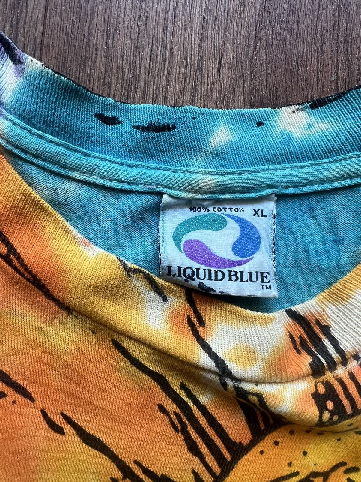 Liquid Blue Vintage 1992 Liquid Blue Sun And Moon Shirt Size US XL / EU 56 / 4 - 2 Thumbnail