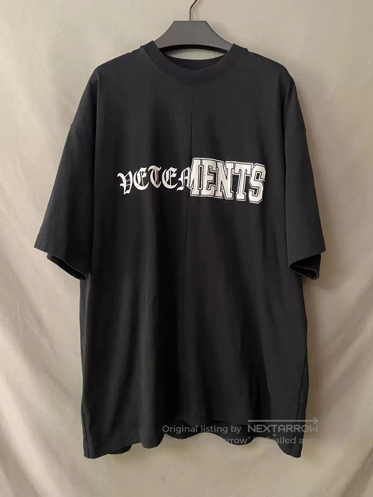Vetements Vetements Embroidered Short Sleeve Shirt. Size US S / EU 44-46 / 1 - 1 Thumbnail