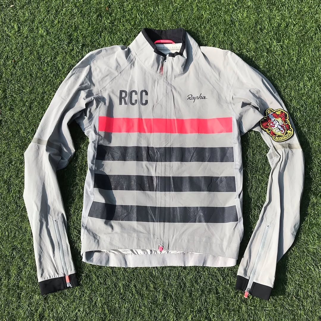 Rapha RCC ウィンドブレーカー グレー Rapha RCC ウィンドブレーカー グレー - メルカリ