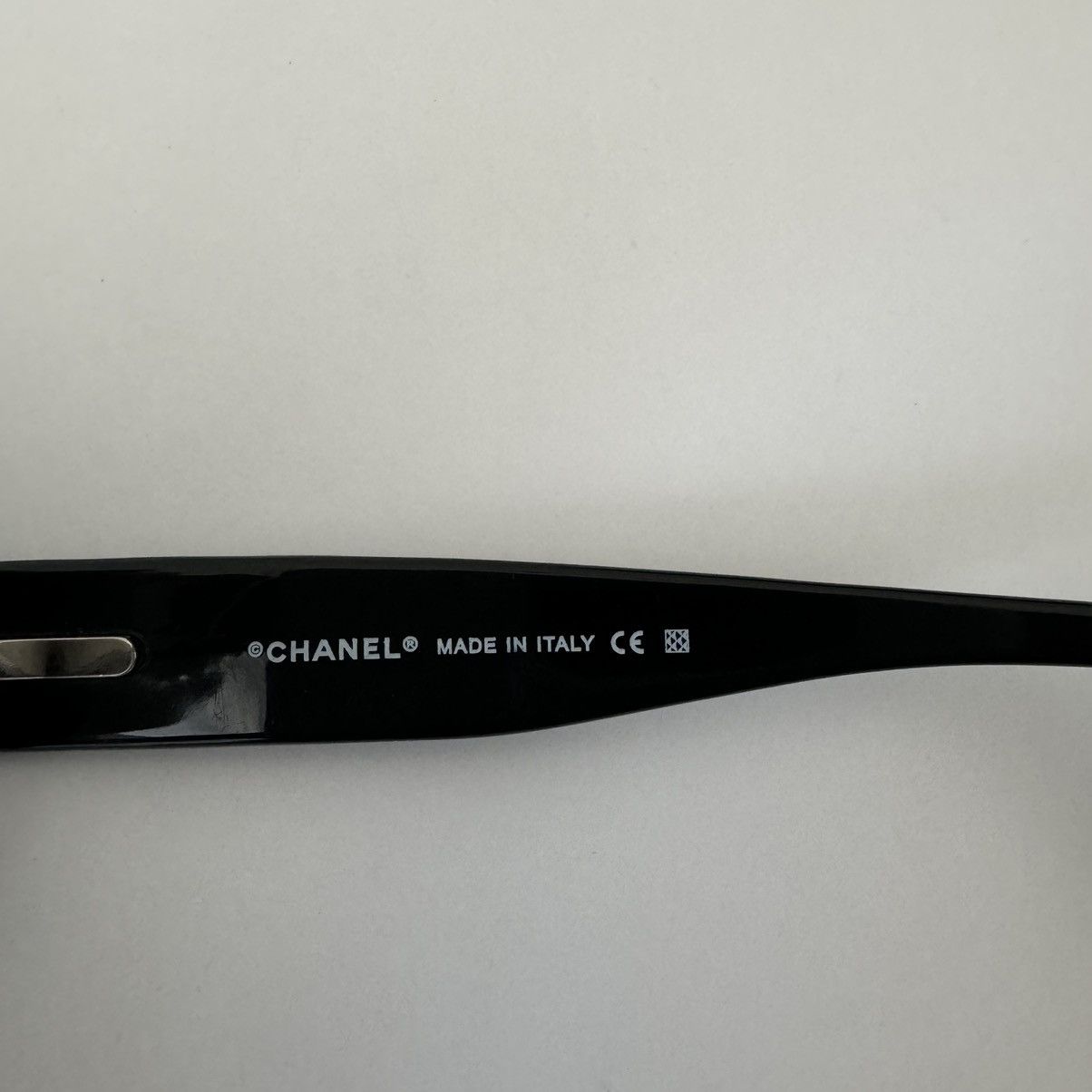 Chanel VINTAGE CHANEL SUNGLASSES Size ONE SIZE - 7 Thumbnail