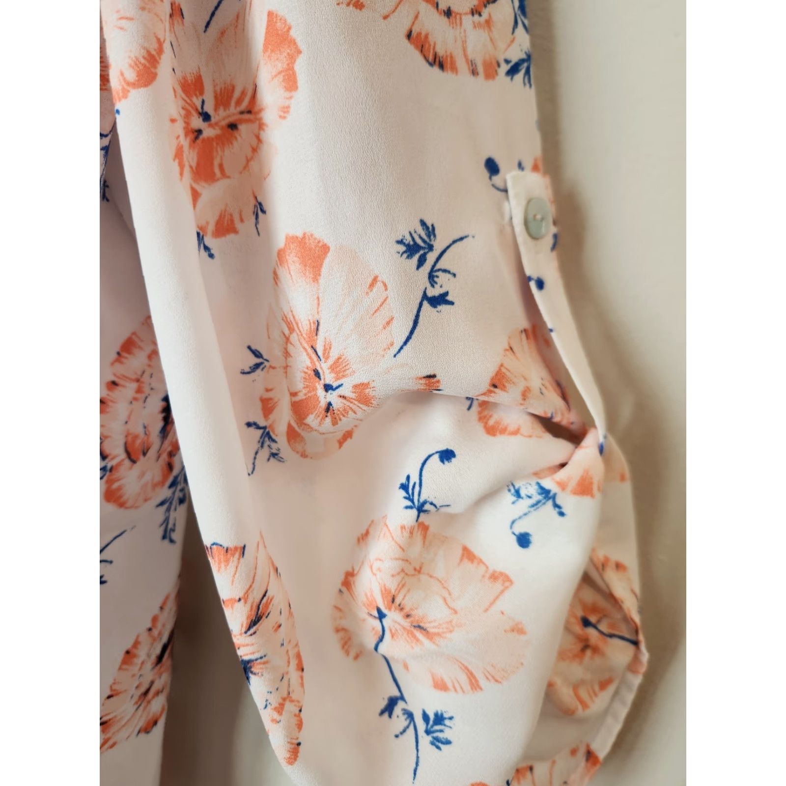 Vintage Daniel Rainn White Floral Print Roll Tab Sleeve Lightweight Top 2X Plus Blouse Women Fashion Dress Shirt Style Casual Formal Size XXL / US 16-18 / IT 52-54 - 4 Thumbnail