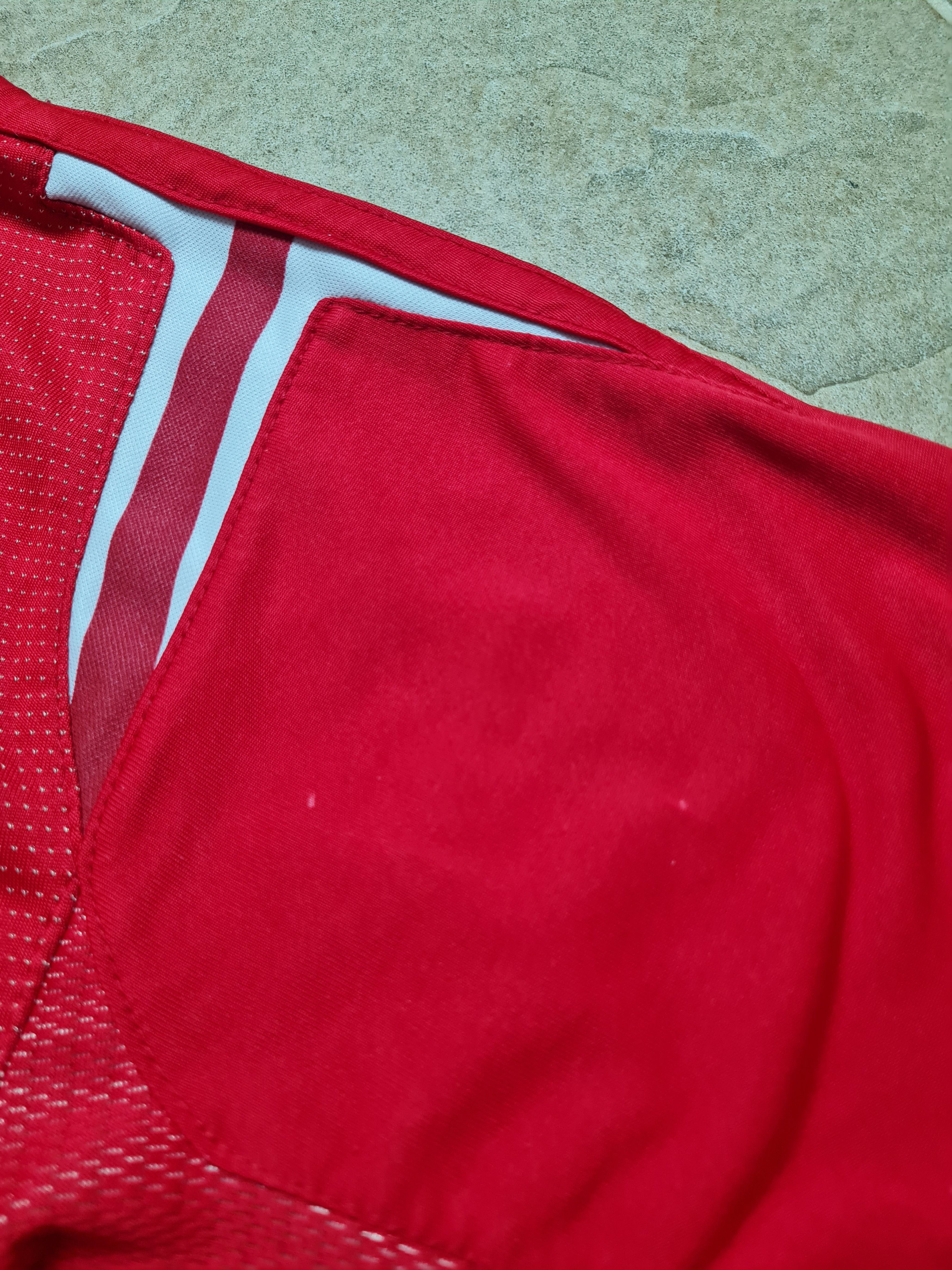 Umbro 2004/2006 England 7 Beckham Red Away Soccer Shirt Kit Umbro Size US S / EU 44-46 / 1 - 10 Thumbnail