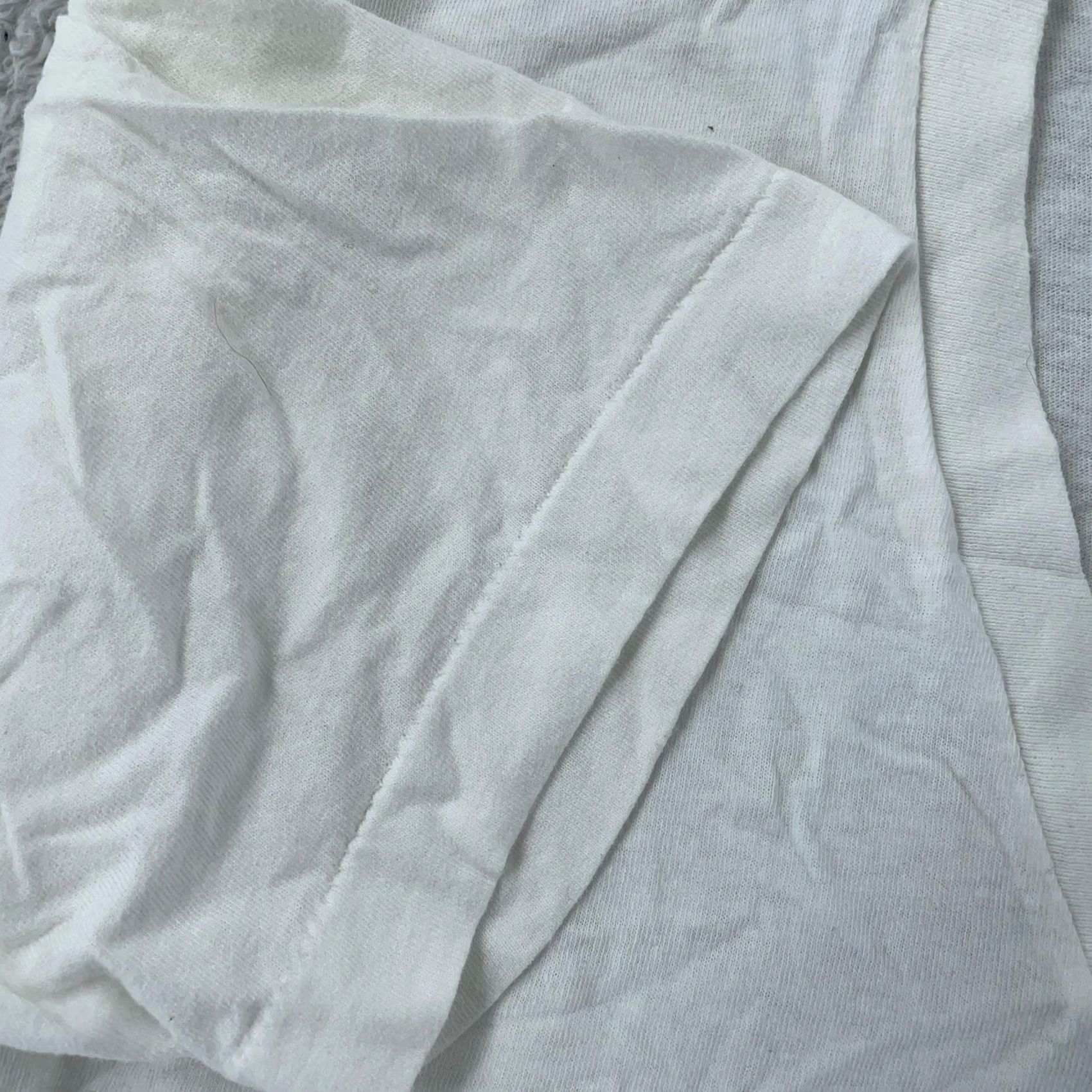 Fruit Of The Loom VINTAGE Fruit of the Loom Shirt Mens XS T-Shirt V-Neck White Short Sleeve Cotton Made USA 80s Mens Size US XS / EU 42 / 0 - 3 Thumbnail