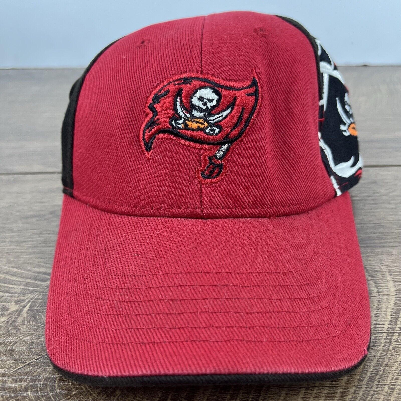 Other Tampa Bay Buccaneers NFL Hat Red Cap Adjustable Hat Red Adul Size ONE SIZE - 3 Thumbnail