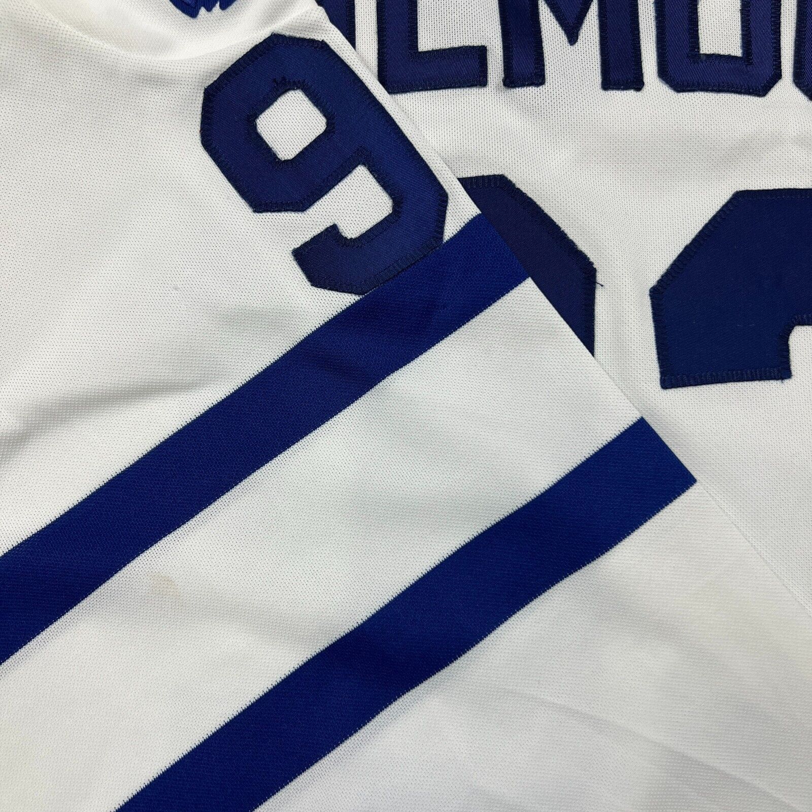Ccm × NHL × Vintage Vintage 90s CCM Doug Gilmour Toronto Maple Leafs NHL Jersey Size US L / EU 52-54 / 3 - 3 Thumbnail