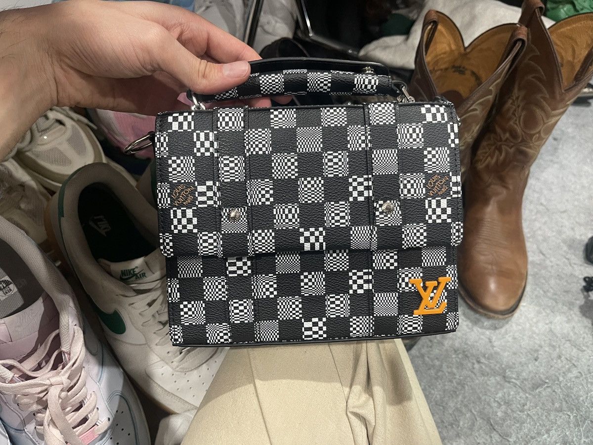 Louis vuitton soft trunk messenger hotsell