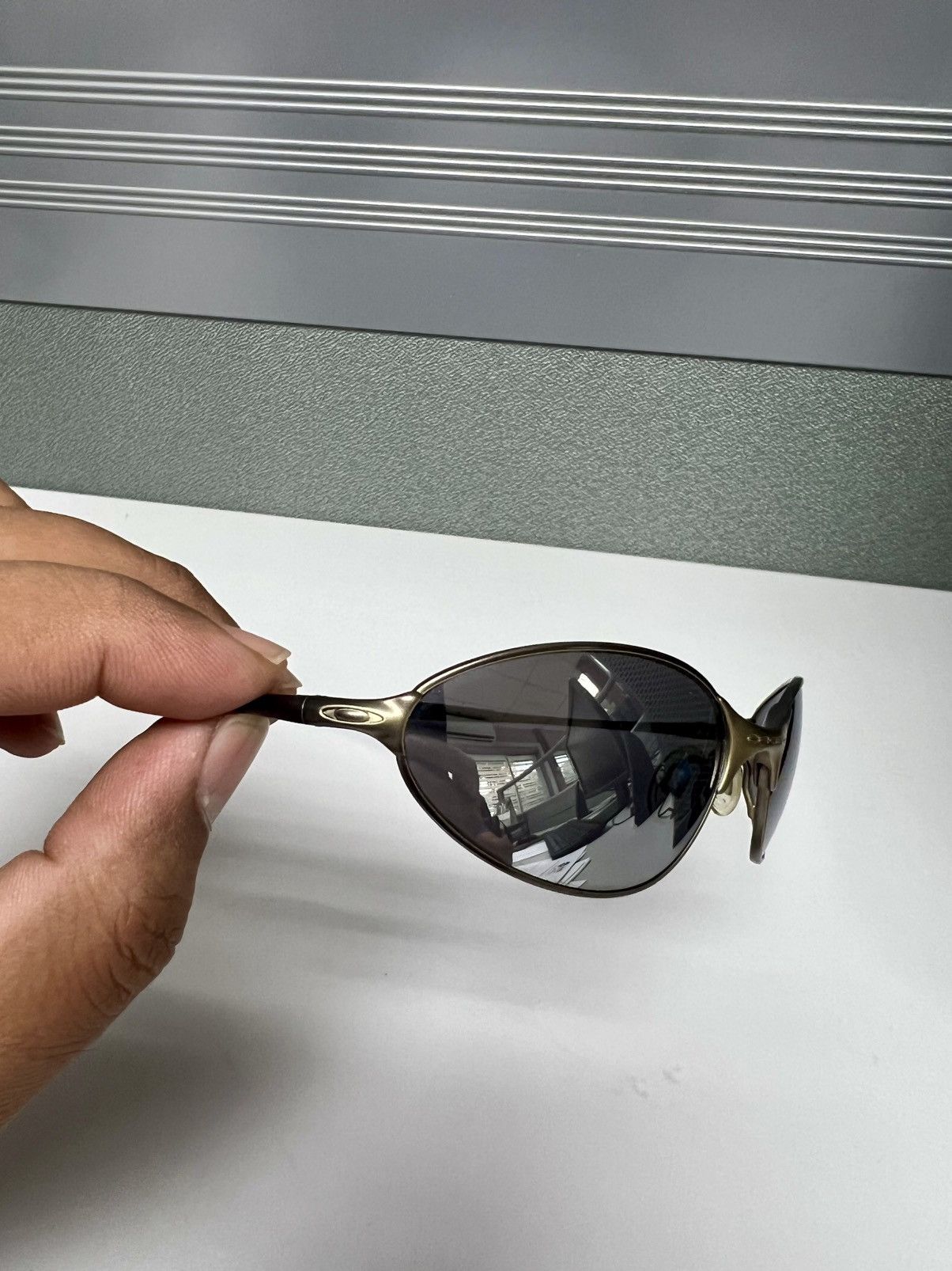 Oakley RARE 2000 Oakley a wire U.S Pattern Sunglasses Size ONE SIZE - 14 Thumbnail