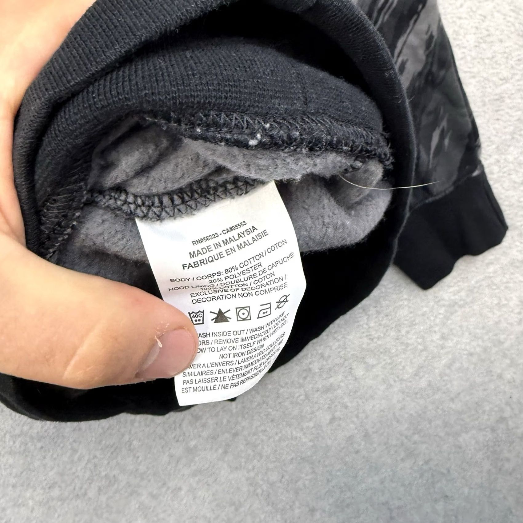Nike Nike NSW Essentials+ Club Hoodie Pullover Mens Large L Gray/Black 80% Cotton 20% Polyester Fleece Logo Pockets Athletic Sportswear DD5126 010 Size US L / EU 52-54 / 3 - 5 Thumbnail