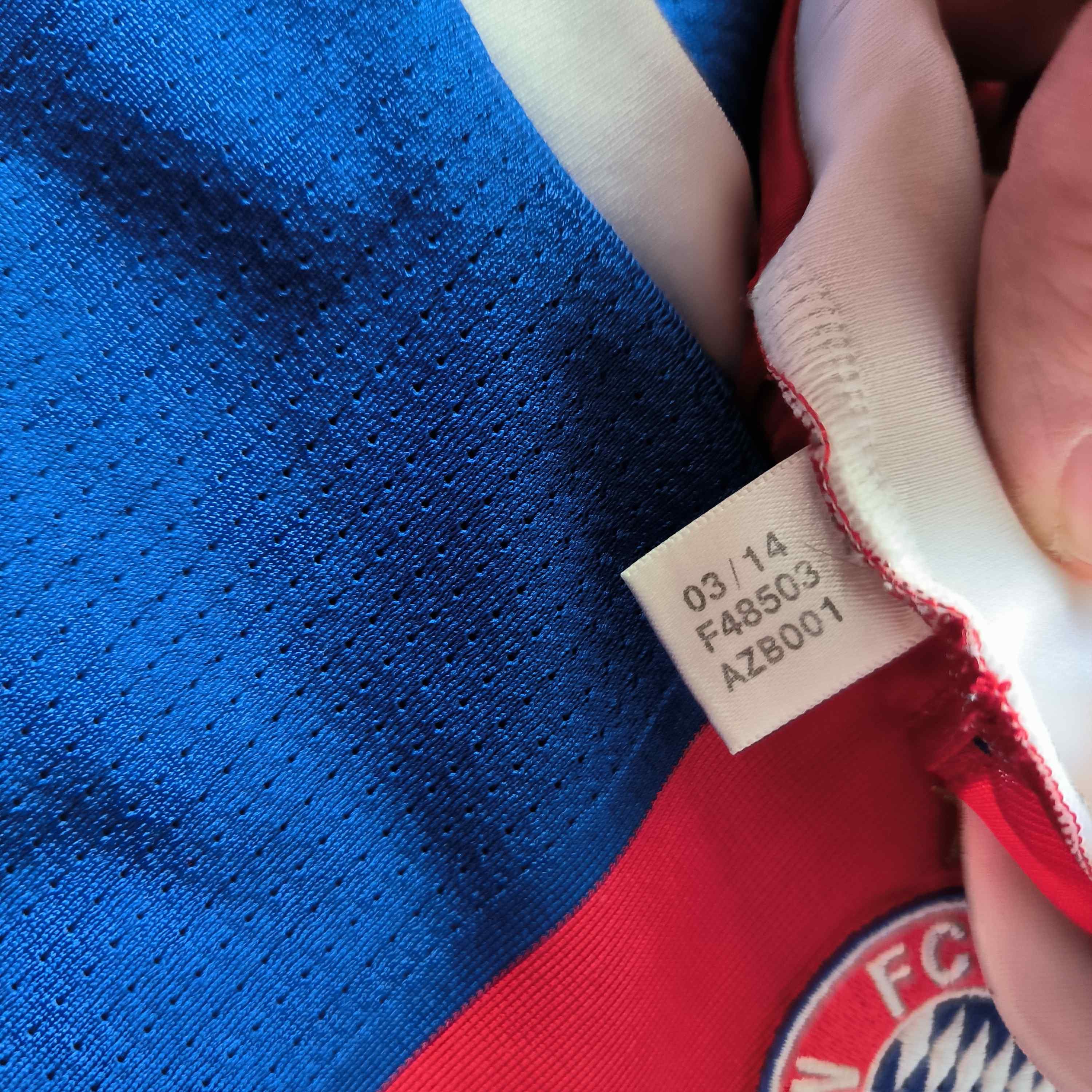 Adidas Bayern Munich 2014-15 home football jersey size Womens S Size S / US 4 / IT 40 - 6 Thumbnail
