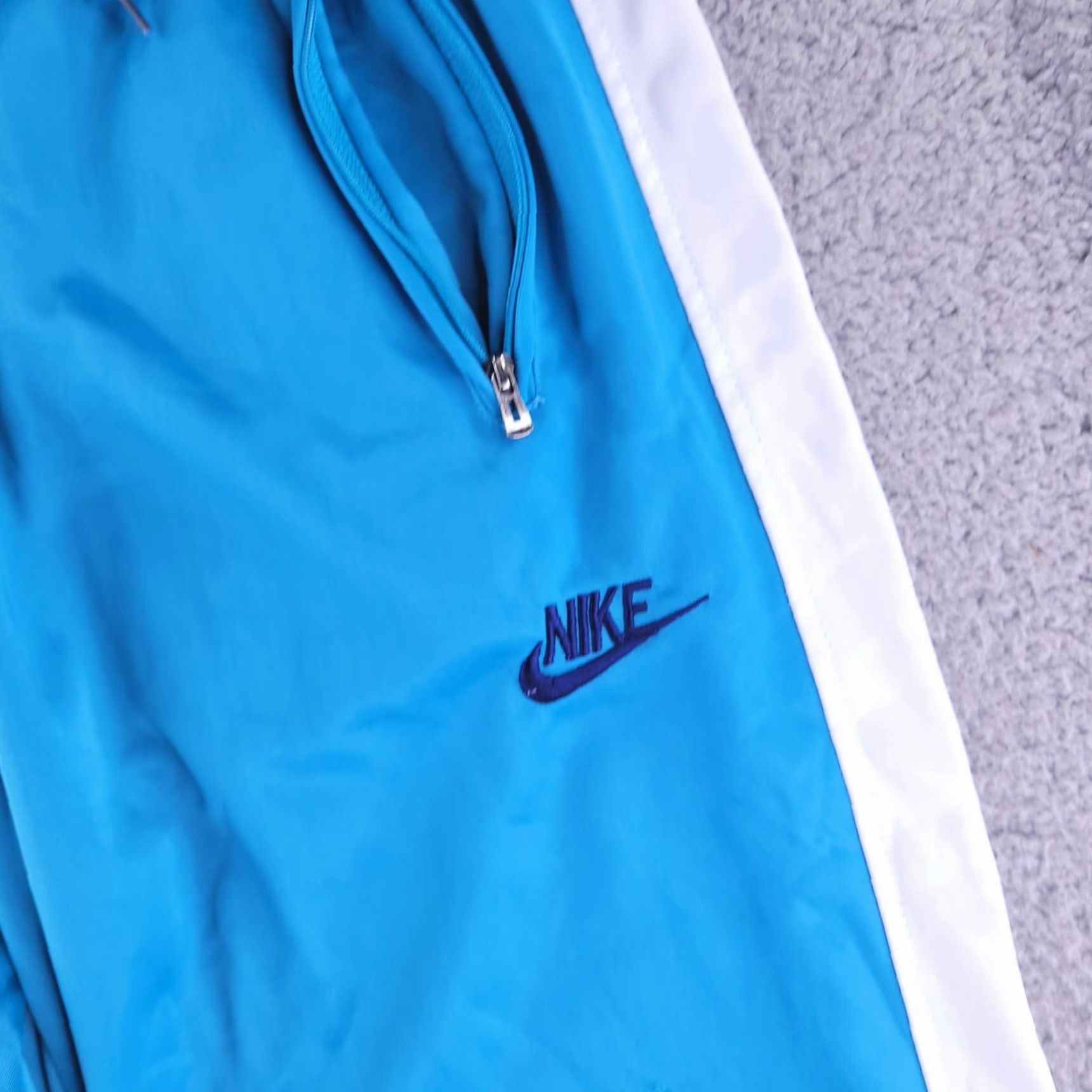 Nike VINTAGE Nike Sweatpants Mens L Blue 90s Retro Jogger Track Pants Size US 33 - 4 Thumbnail