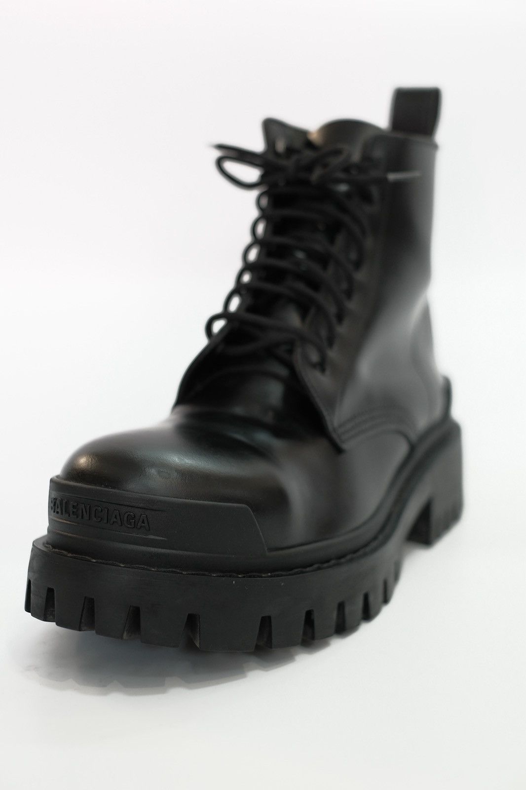 Balenciaga Balenciaga Strike boots Size US 8 / EU 41 - 2 Thumbnail