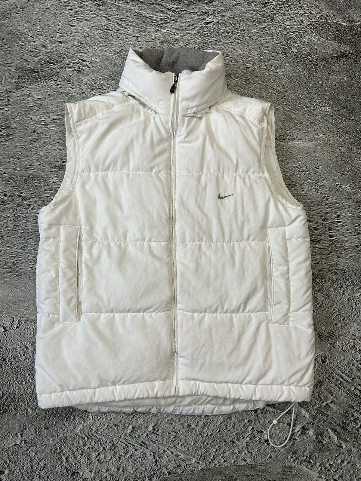 image of Nike Vintage White Puffer Vest Small Swoosh, Men's