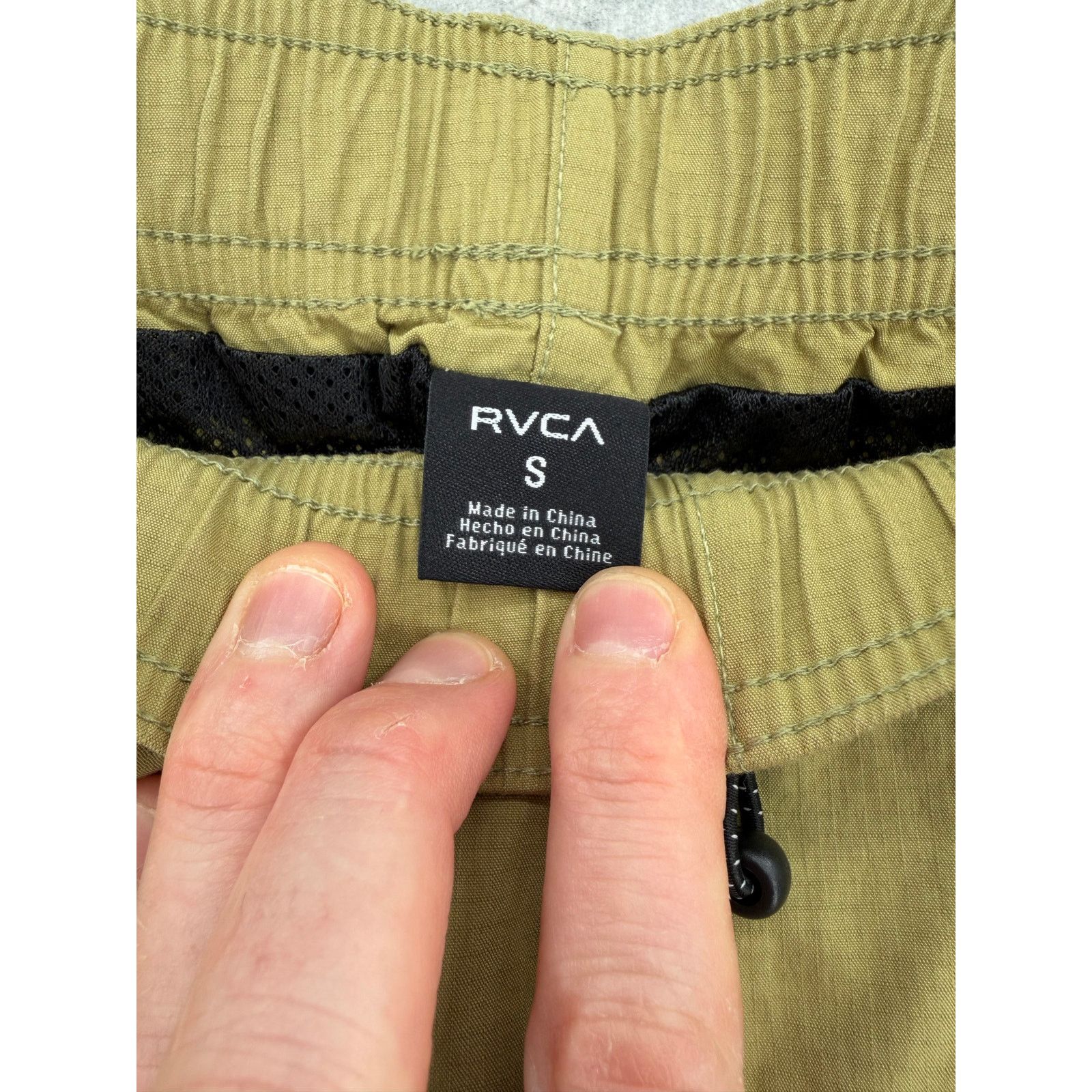 RVCA NWT RVCA Brodie 2 Hybrid Avocado Green Shorts Men's Small Size US 31 - 2 Thumbnail