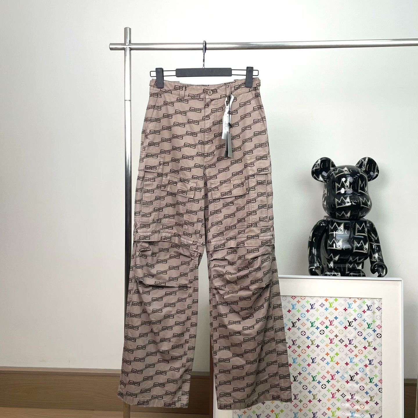 Balenciaga Balenciaga Casual Printed Casual Pants 28 Men Size US 28 / EU 44 - 1 Thumbnail