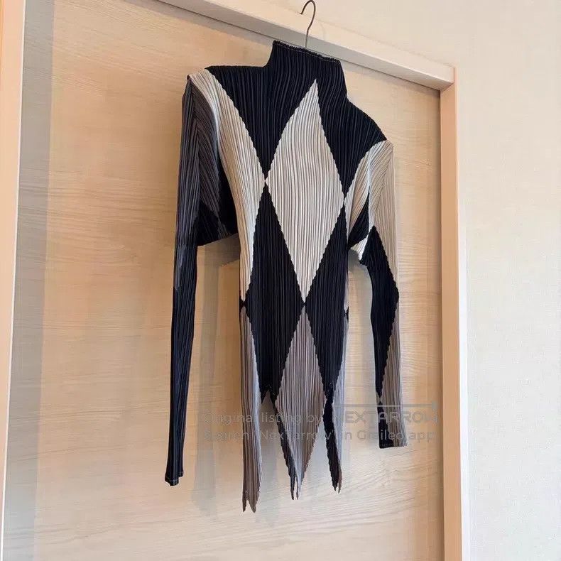 Issey Miyake Issey Miyake Black and White Color-blocked Ruched High-nec Size L / US 10 / IT 46 - 2 Thumbnail