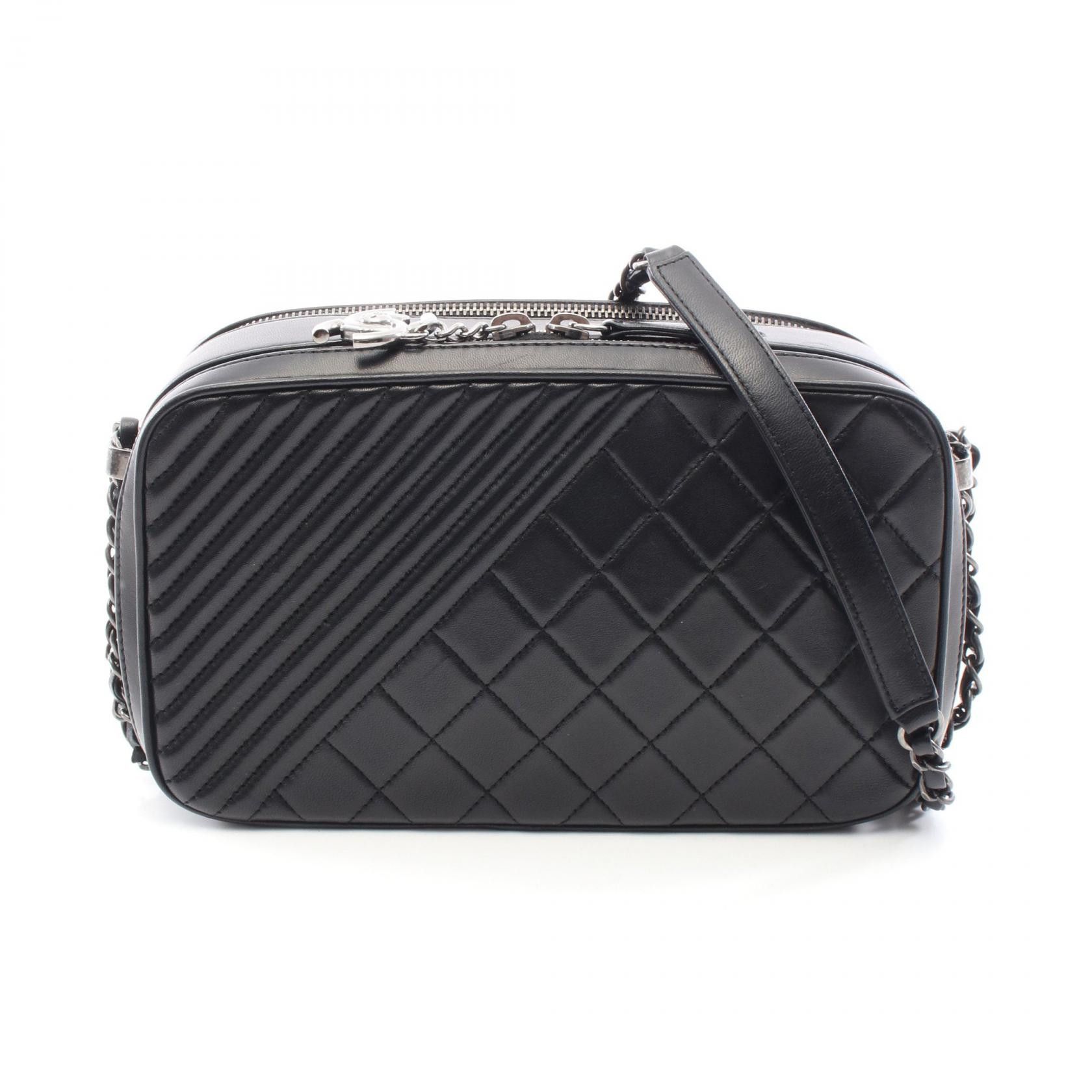 Chanel Chanel Boy Chanel Lambskin Camera Bag Shoulder Bag Leather Shoulder Bag A92656 in Black, Women's