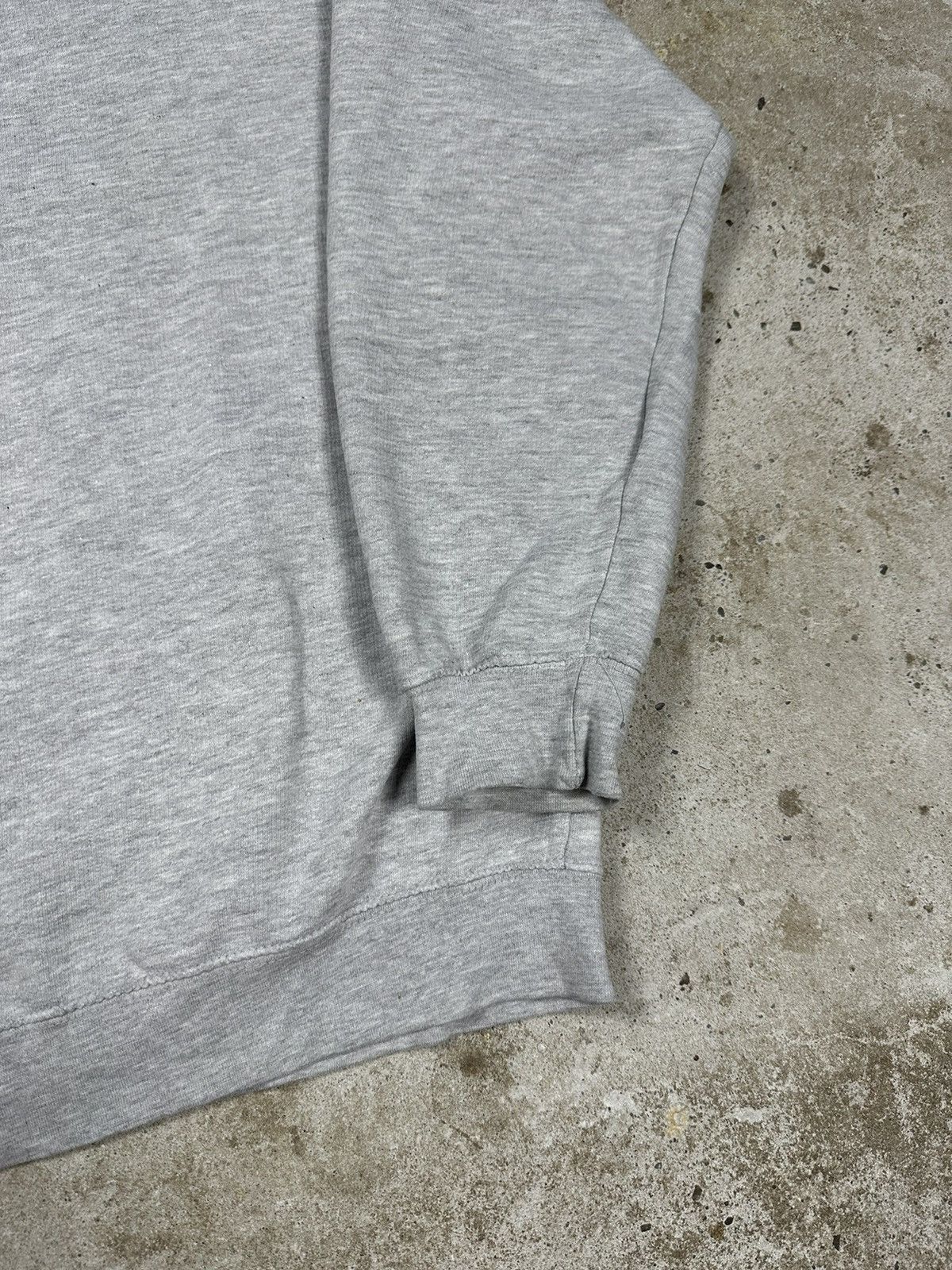Obey × Vintage Vintage Y2K Obey All City Champions Grey Crewneck Sweatshirt Size US L / EU 52-54 / 3 - 10 Thumbnail