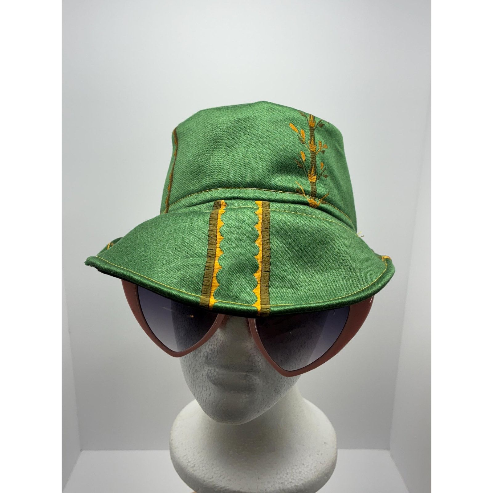 Other Bonnie Bucket Hat – Small (22”) – Upcycled Botanical Fabric Size ONE SIZE - 1 Thumbnail