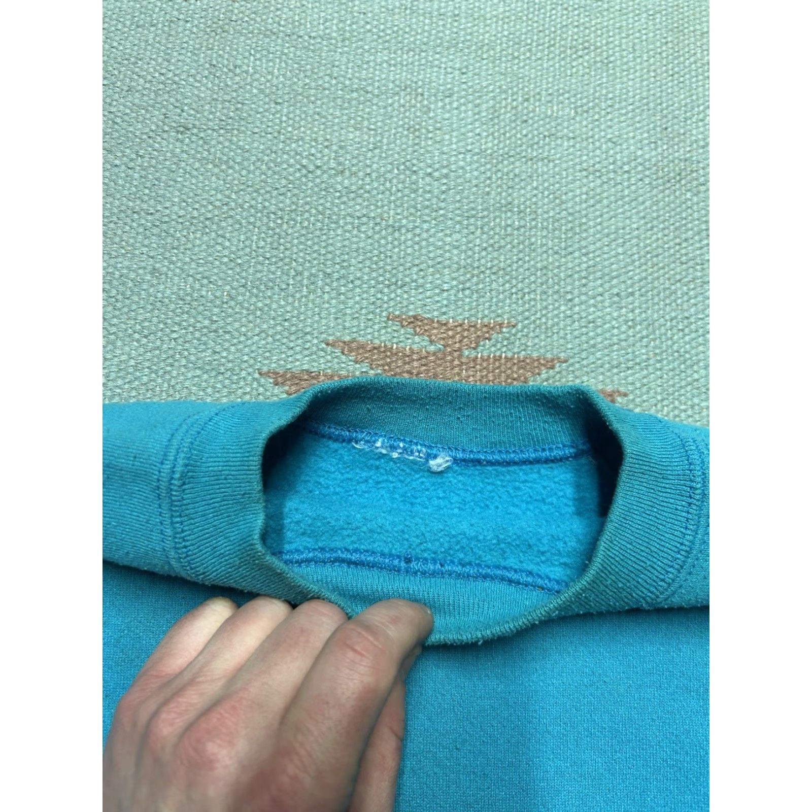 Altea VINTAGE 80s crewneck sweatshirt blank teal turquoise blue stained pullover XL Mens Sweatshirt Size US XL / EU 56 / 4 - 5 Thumbnail