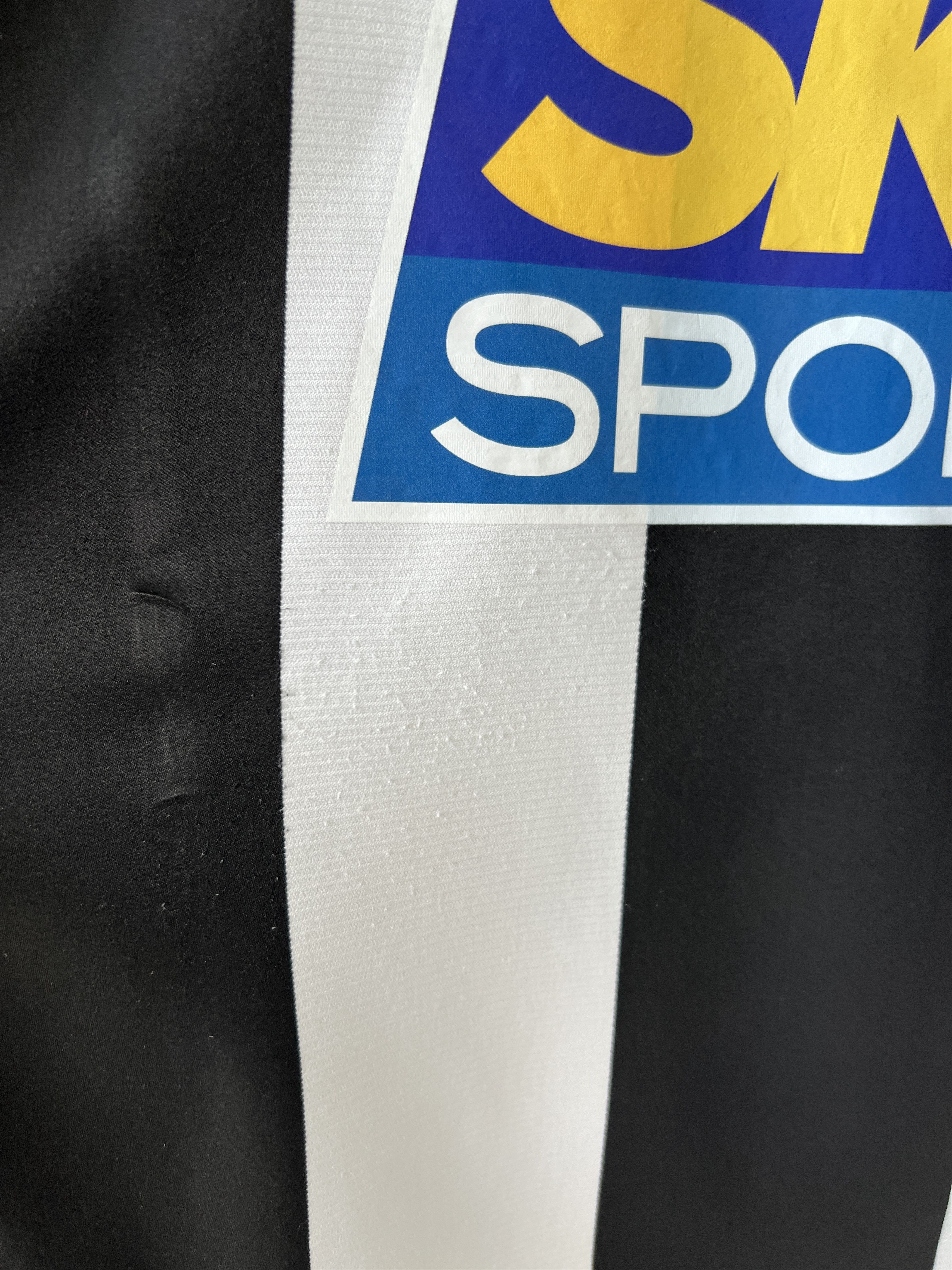 Nike (M) Juventus 2004-05 Home Kit Nedved #11 Size US M / EU 48-50 / 2 - 8 Thumbnail