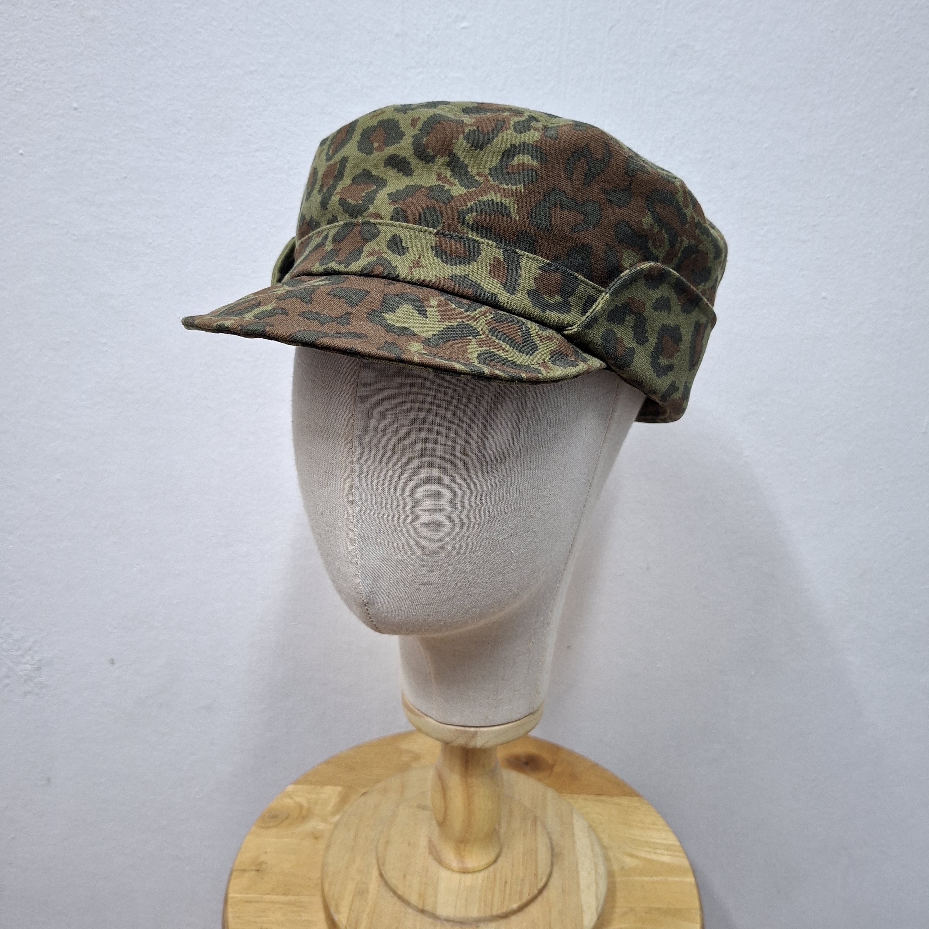 CA4LA 💥Ca4la japan x howl leopard military style earflap cap Size ONE SIZE - 4 Thumbnail