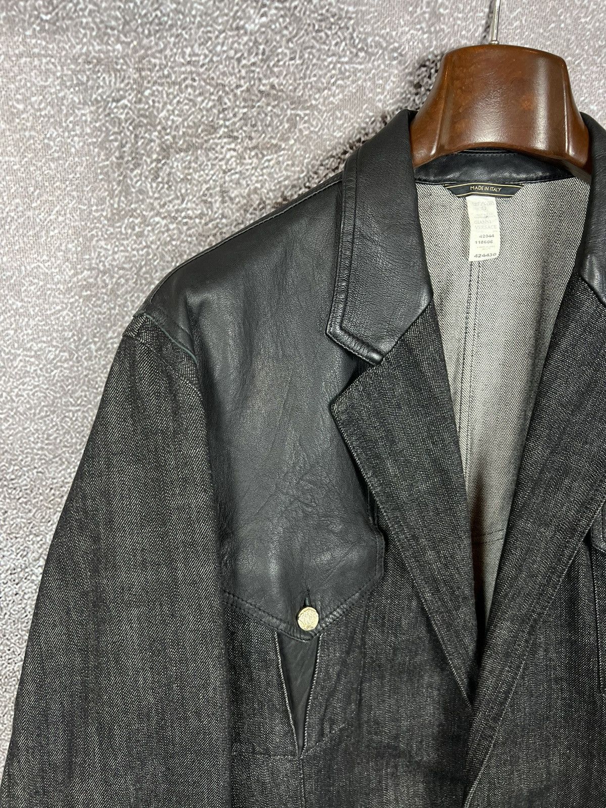 Versace Gianni Versace Leather Denim Blazer Jacket medusa coat Size US XL / EU 56 / 4 - 3 Thumbnail