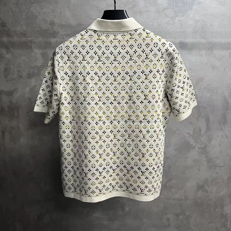 Louis Vuitton Louis Vuitton White Logo Jacquard Polo Straight Short Slee Size US S / EU 44-46 / 1 - 5 Thumbnail