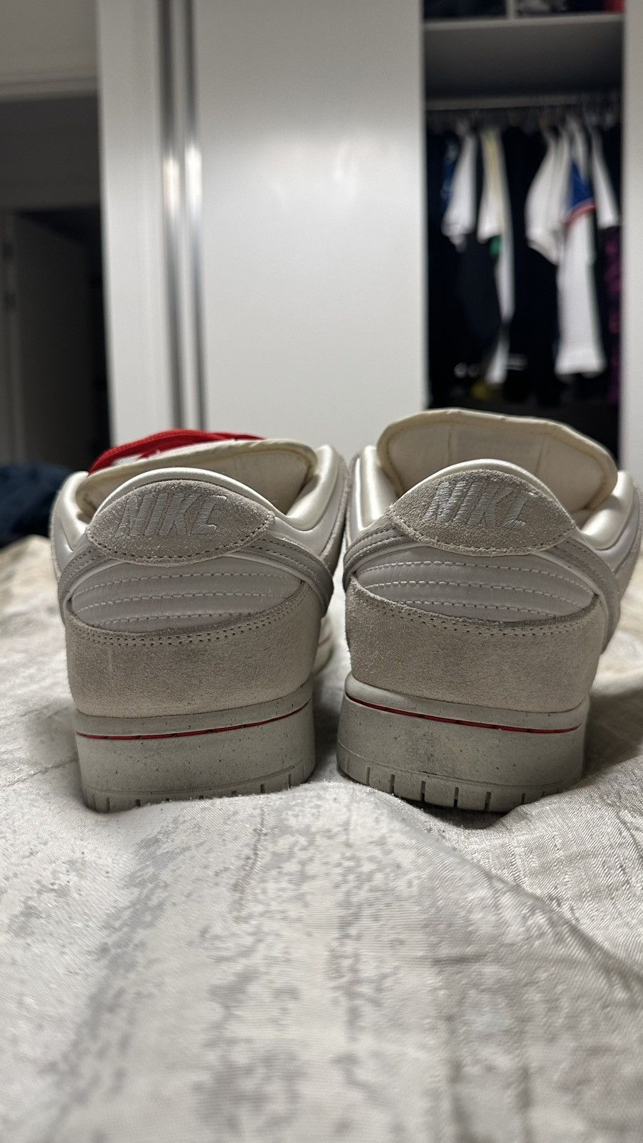 Nike SB Dunk City Of Love Size US 9.5 / EU 42-43 - 3 Thumbnail