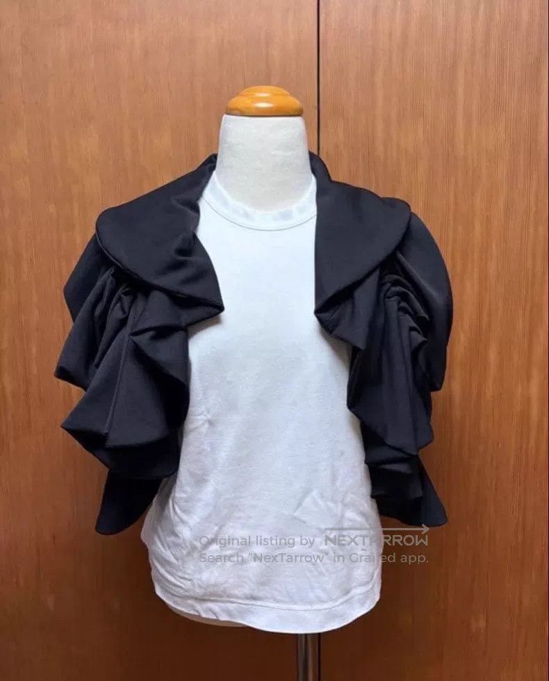 Comme des Garcons Comme des Garcons Black Wool Ruffle Collar Bolero Size S / US 4 / IT 40 - 1 Thumbnail