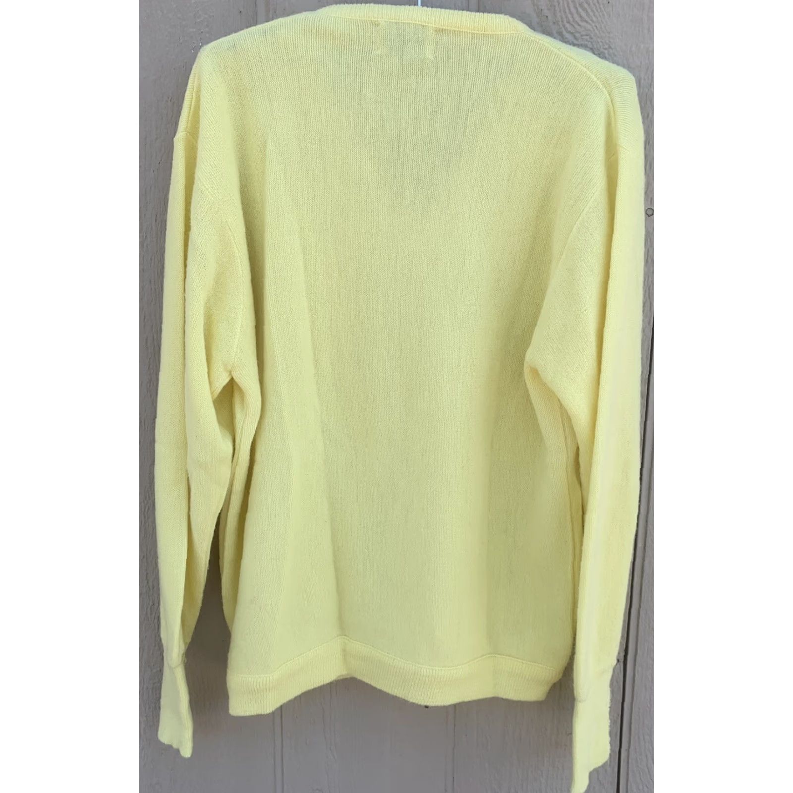 JCPenney VINTAGE The Fox Sweater JCPenney Men L Orlon Acrylic Yellow V-Neck Pullover Knits Solid 70s 80s Winter Seasons Mens Size US L / EU 52-54 / 3 - 4 Thumbnail