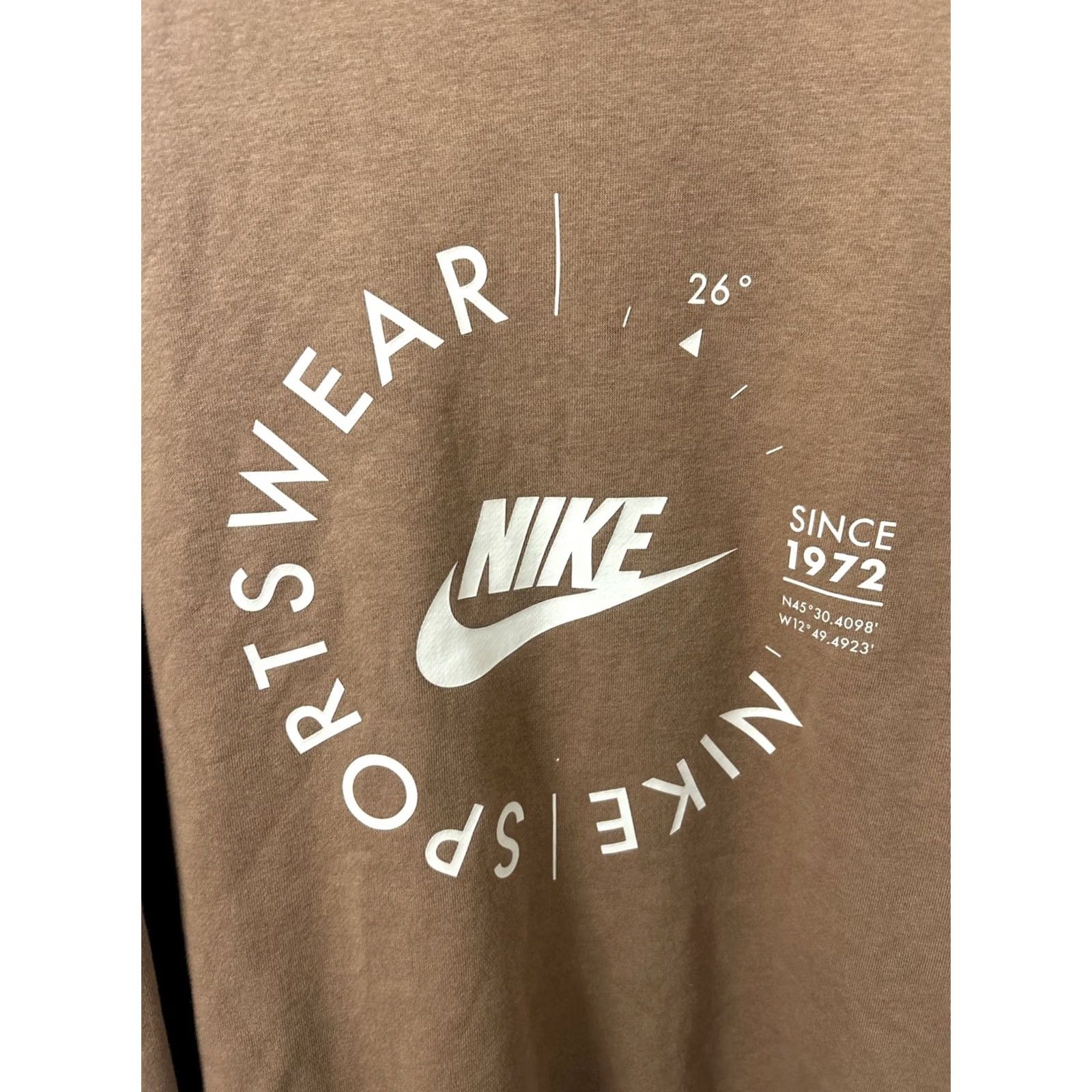 Nike Nike Crewneck Women Medium Brown Sports Utility Sweatshirt Pullover FD4234-270 Size M / US 6-8 / IT 42-44 - 4 Thumbnail