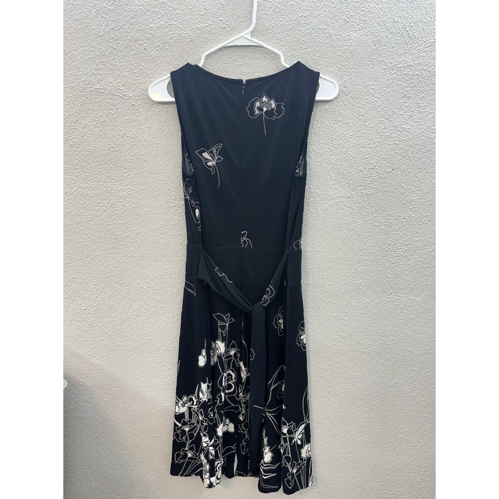 Chaps Chaps Dress Black Floral Sleeveless Tank Womens M A-Line Knee Length Size M / US 6-8 / IT 42-44 - 5 Thumbnail