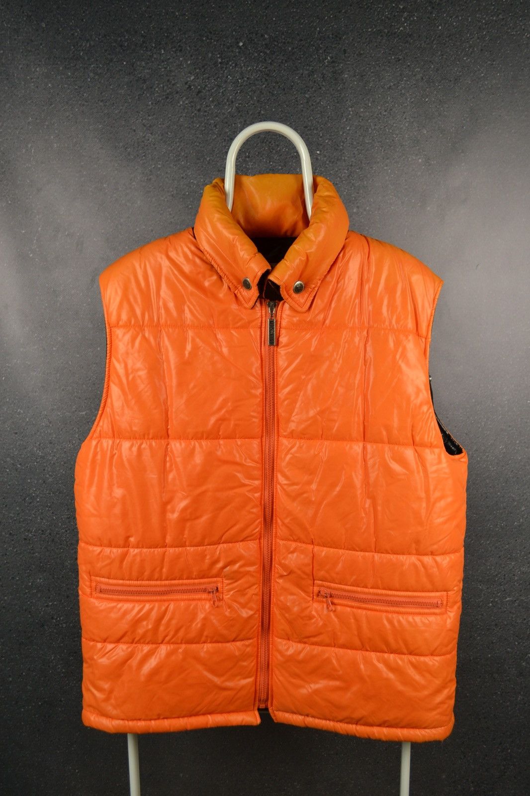 Moschino Moschino orange puffer vest gilet Size US M / EU 48-50 / 2 - 1 Thumbnail