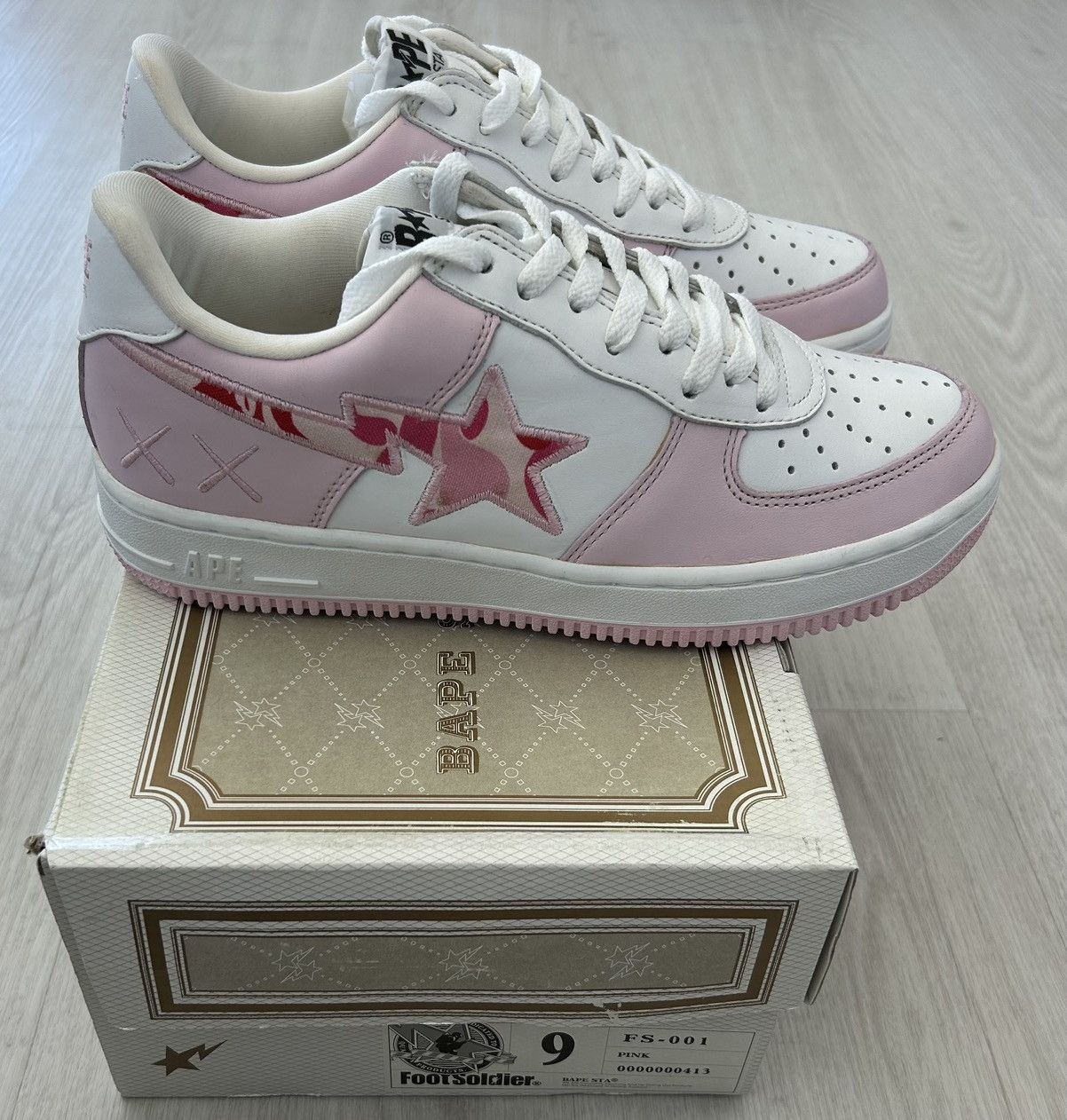 Kaws Pink Bape Sneakers VERY RARE 2005 A BATHING APE X KAWS PINK