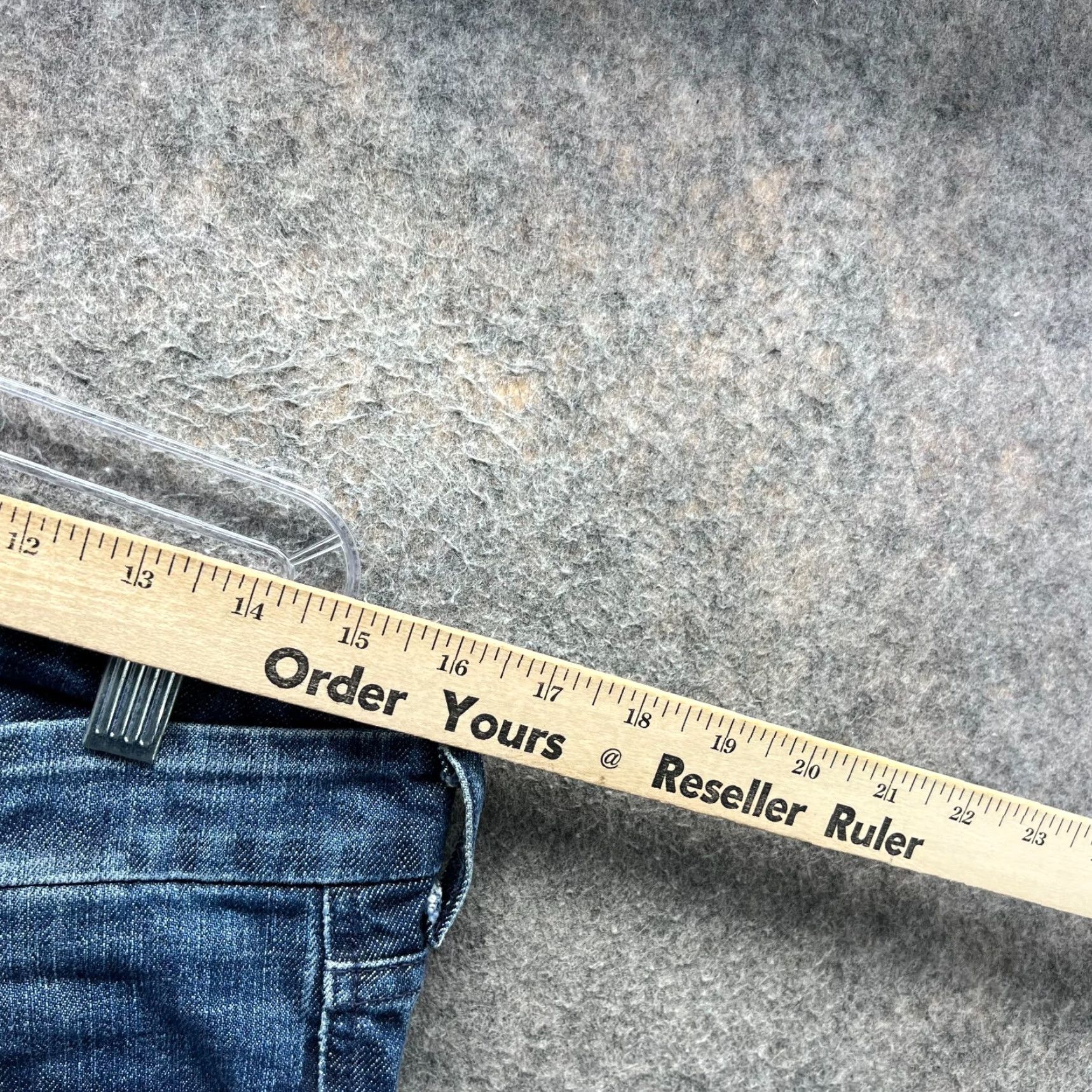7 For All Mankind 7 For All Mankind Jeans Mens 30 Blue Denim Straight Stone Wash Baggy Regular Rise Mid 30in Inseam 5-Pocket Size US 30 / EU 46 - 3 Thumbnail
