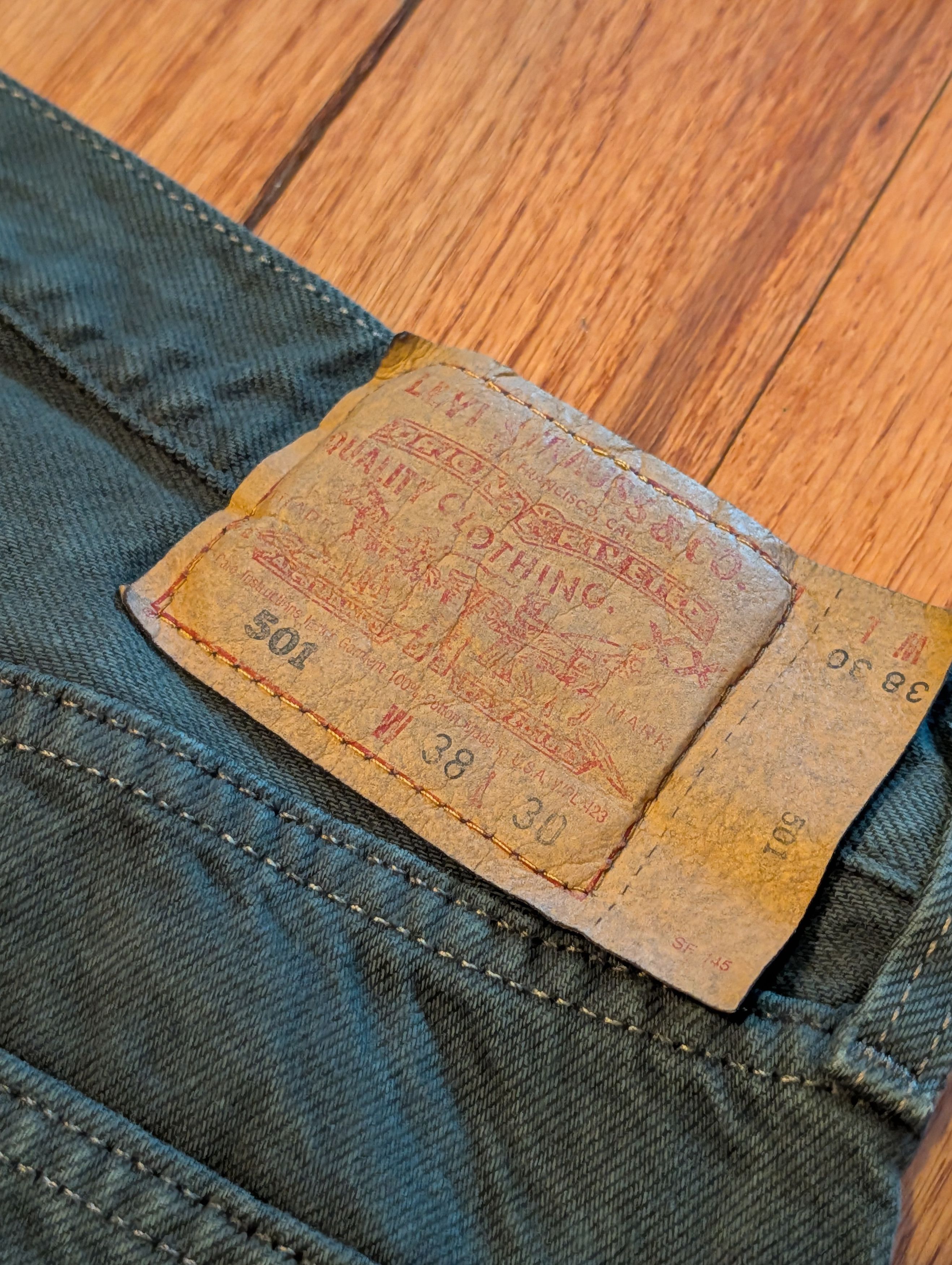 Levi's Vintage Levi’s 501 Button Green Jeans Made USA Men’s 38x30 Size US 38 / EU 54 - 2 Thumbnail