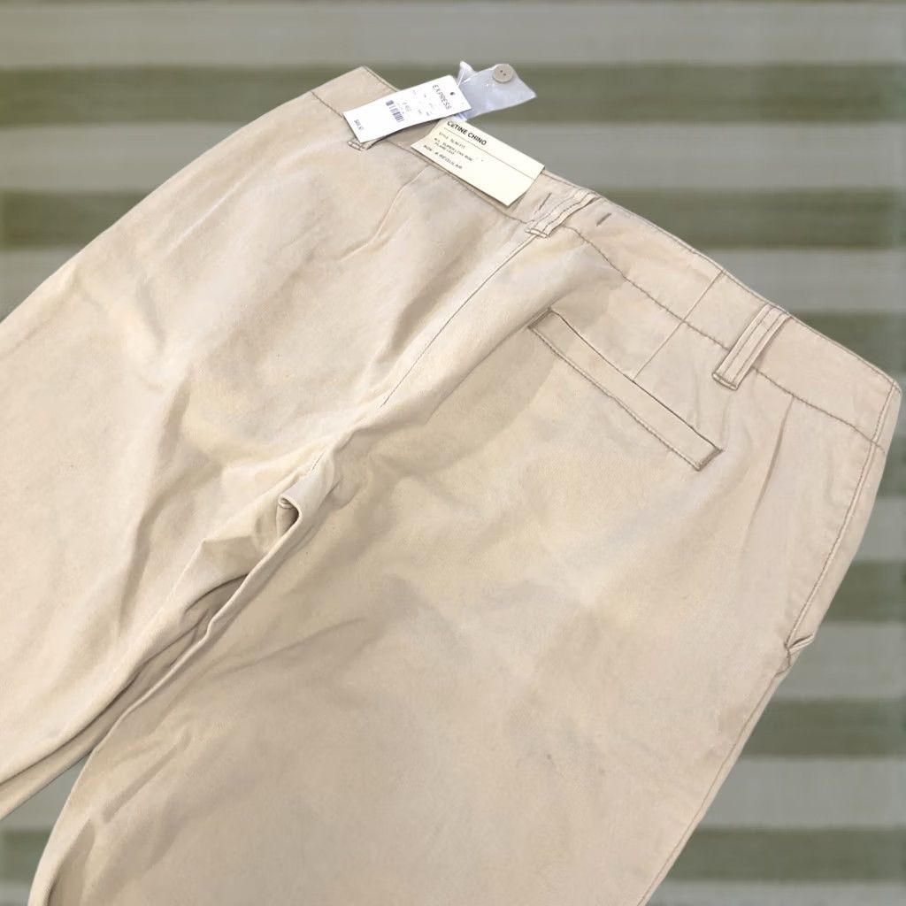 Express NWT Express Cetine Chino Pants Tan Khaki Slim Flare Leg Low Rise Women Size 8 Size ONE SIZE - 1 Thumbnail