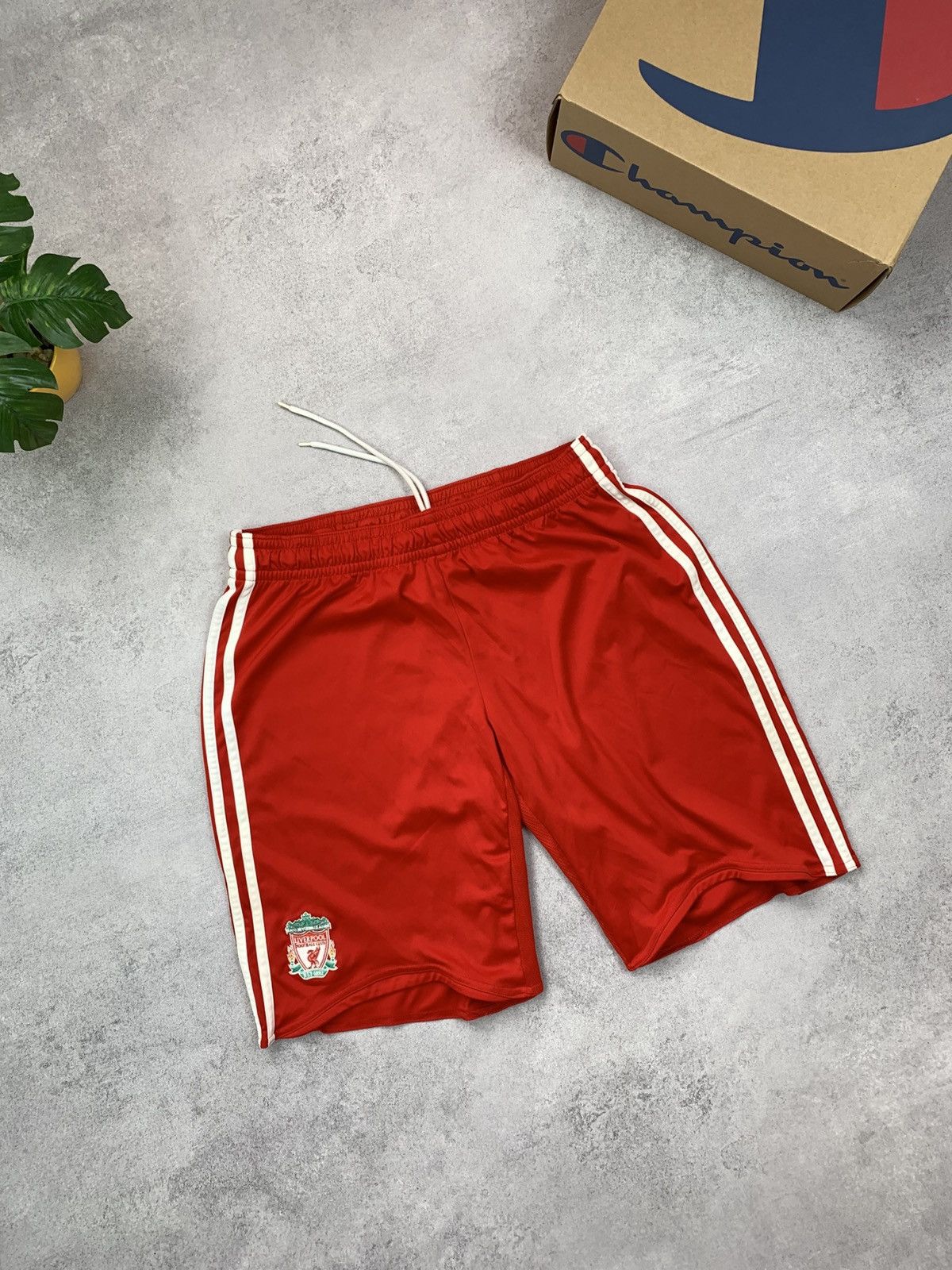 Adidas Adidas FC Liverpool 2008 Home Shorts Red\White Mens Size L Size US 32 / EU 48 - 2 Thumbnail