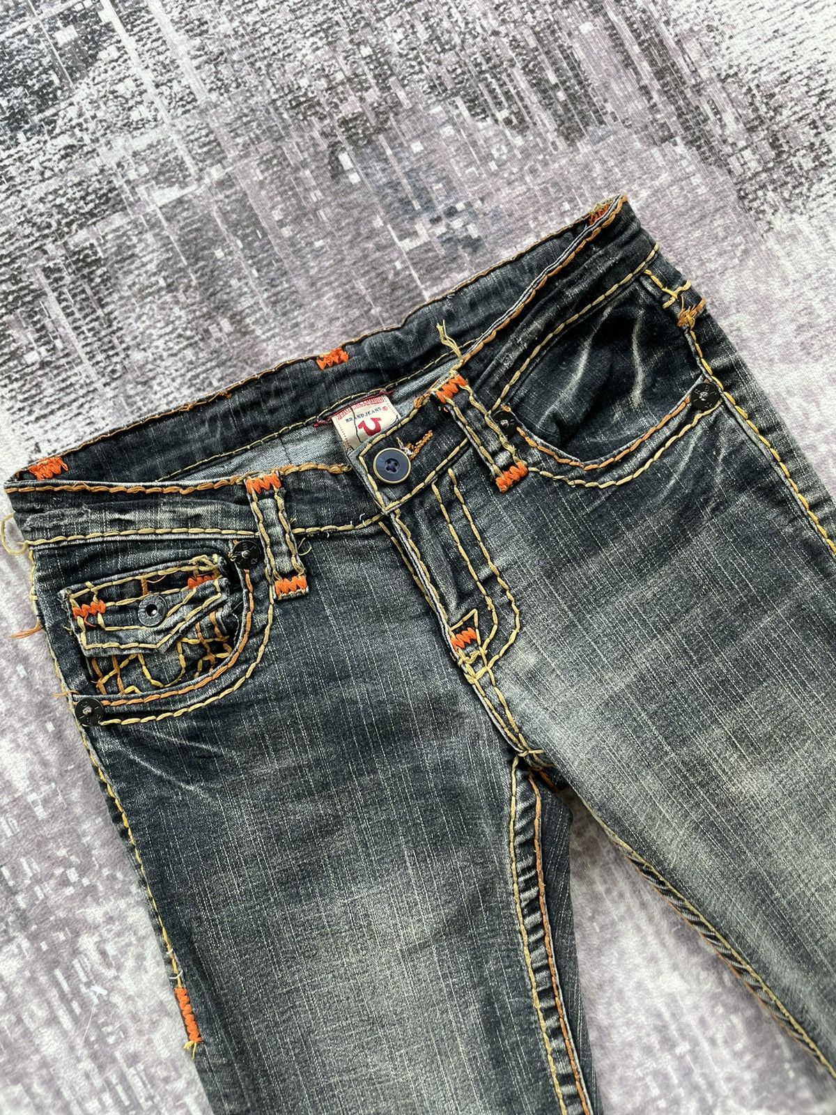 True Religion TRUE RELIGION RICKY SUPER QT ORANGE YELLOW DOUBLE STITCH Size US 28 / EU 44 - 3 Thumbnail