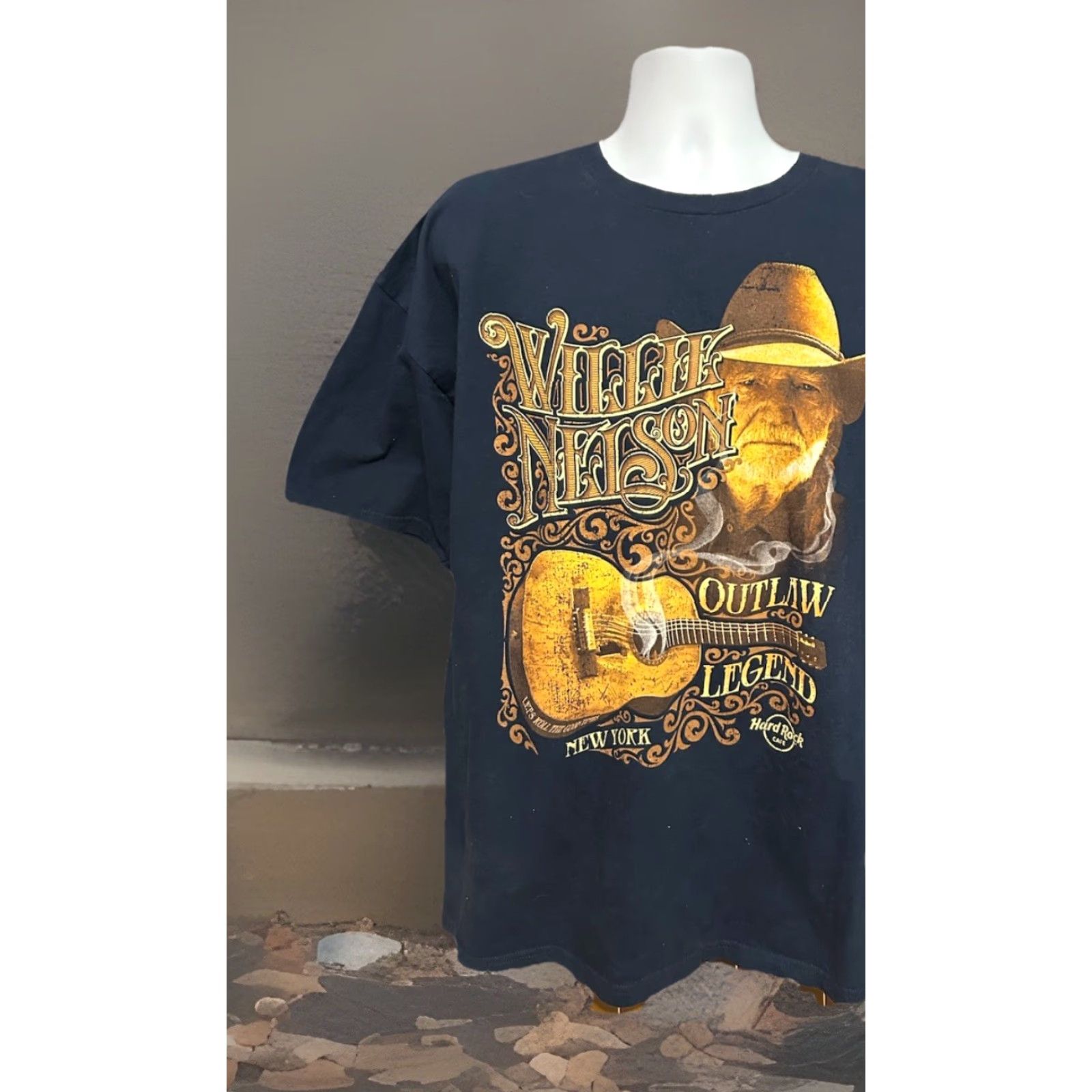 Hard Rock Cafe Willie Nelson Outlaw Legends Shirt Men 2XL Navy Blue Hard Rock T-Shirt Short Sleeve Graphic Print Front 2010-2019 Vintage No? Size US XXL / EU 58 / 5 - 3 Thumbnail